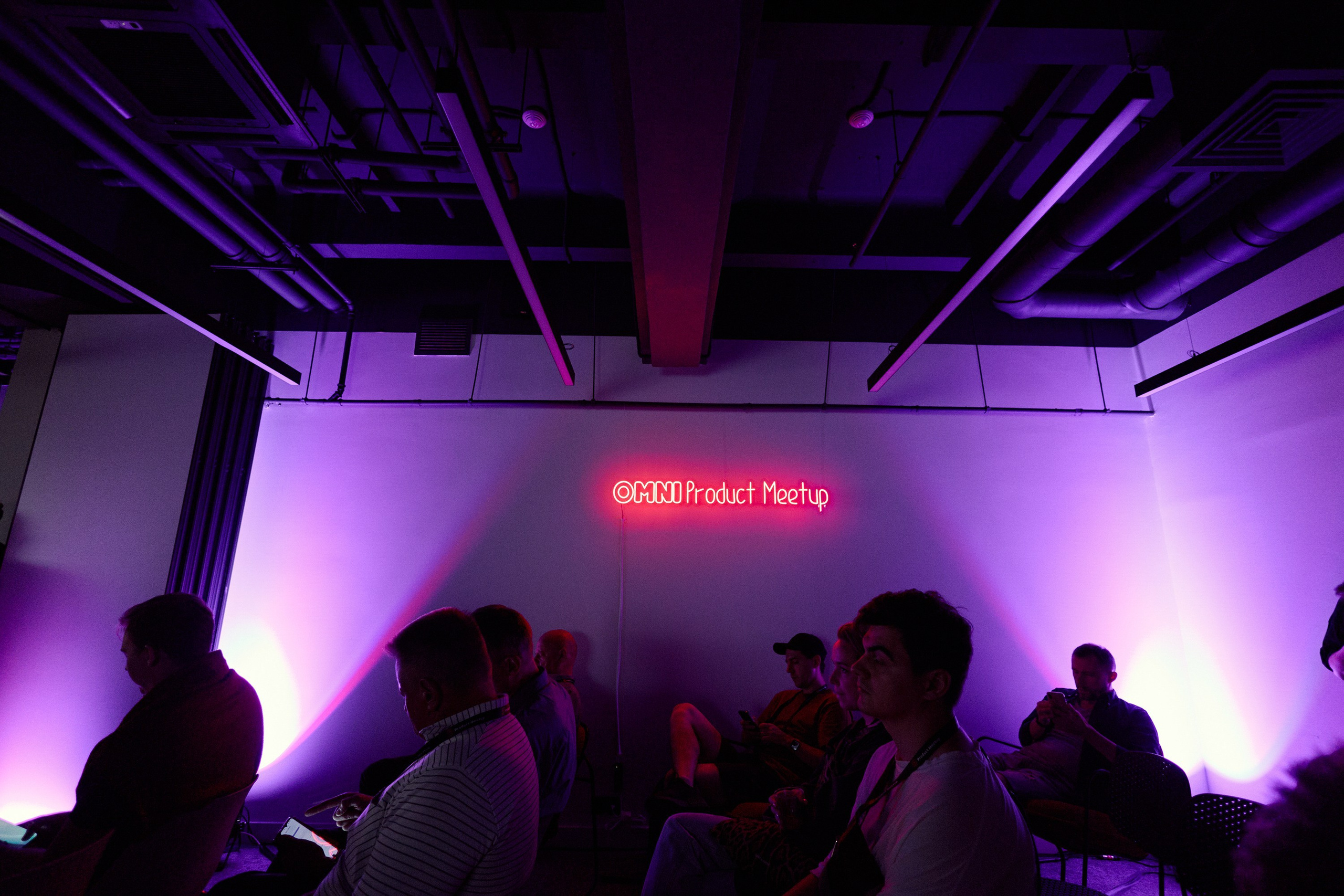 Репортаж для Магнит OMNI Product Meetup. 1224 prod — продакшен полного цикла для вашего бизнеса и жизни