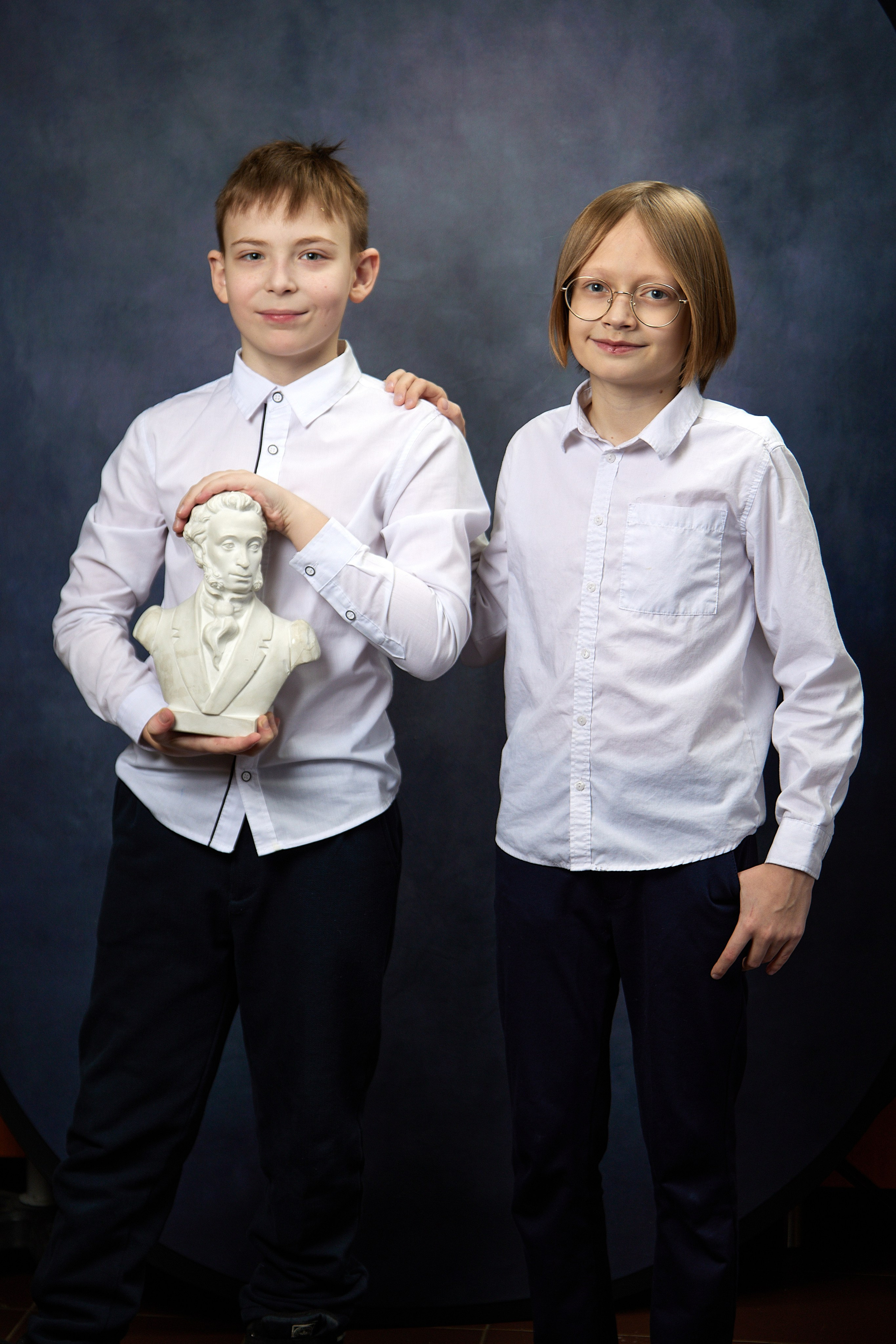 Смотреть фотографии с фотосессии. Выпускной альбом Новосибирск