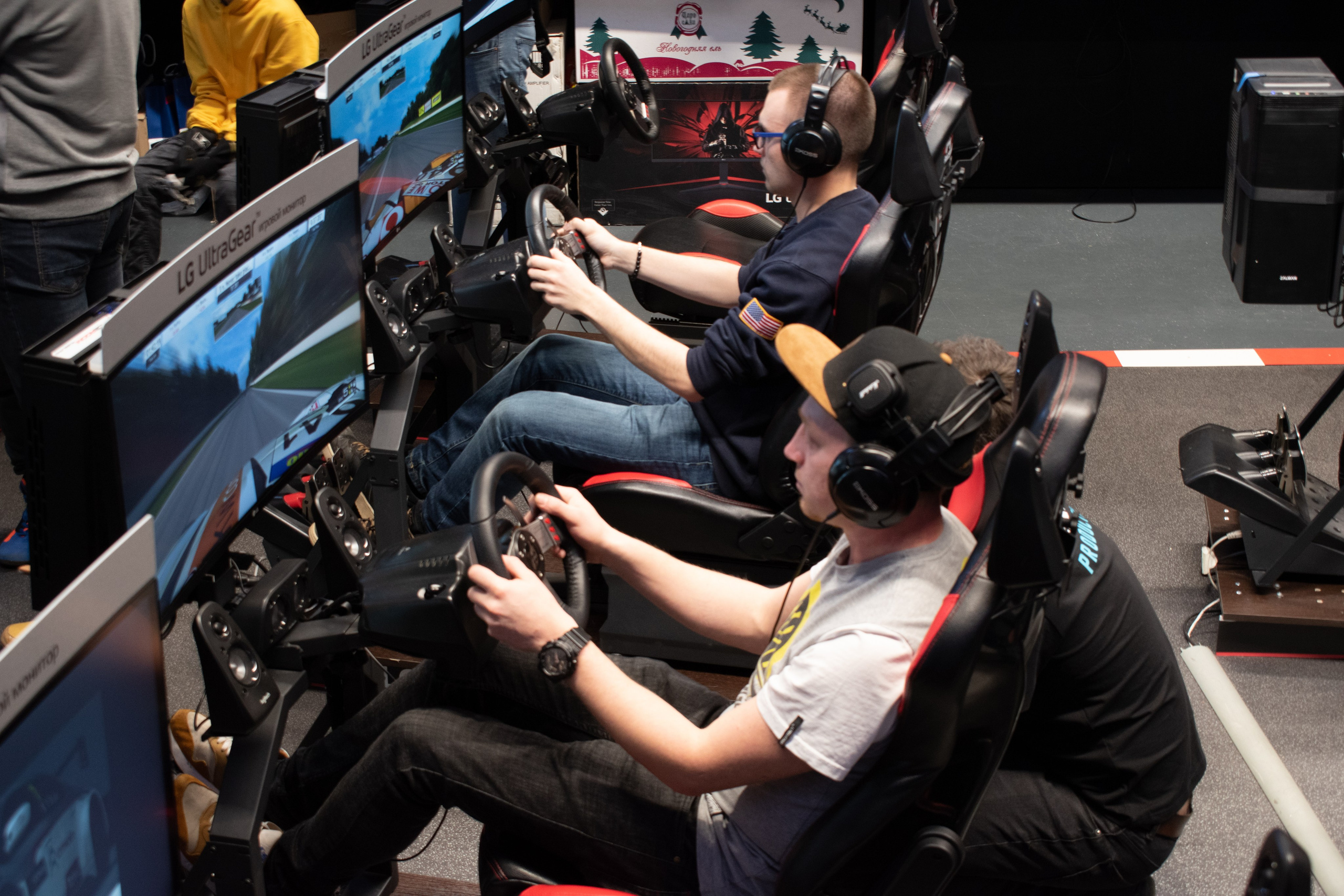 RaceRoom Endurance Challenge 2020: 1 Round — Road America. Репортажный фотограф Сыбер Мартти