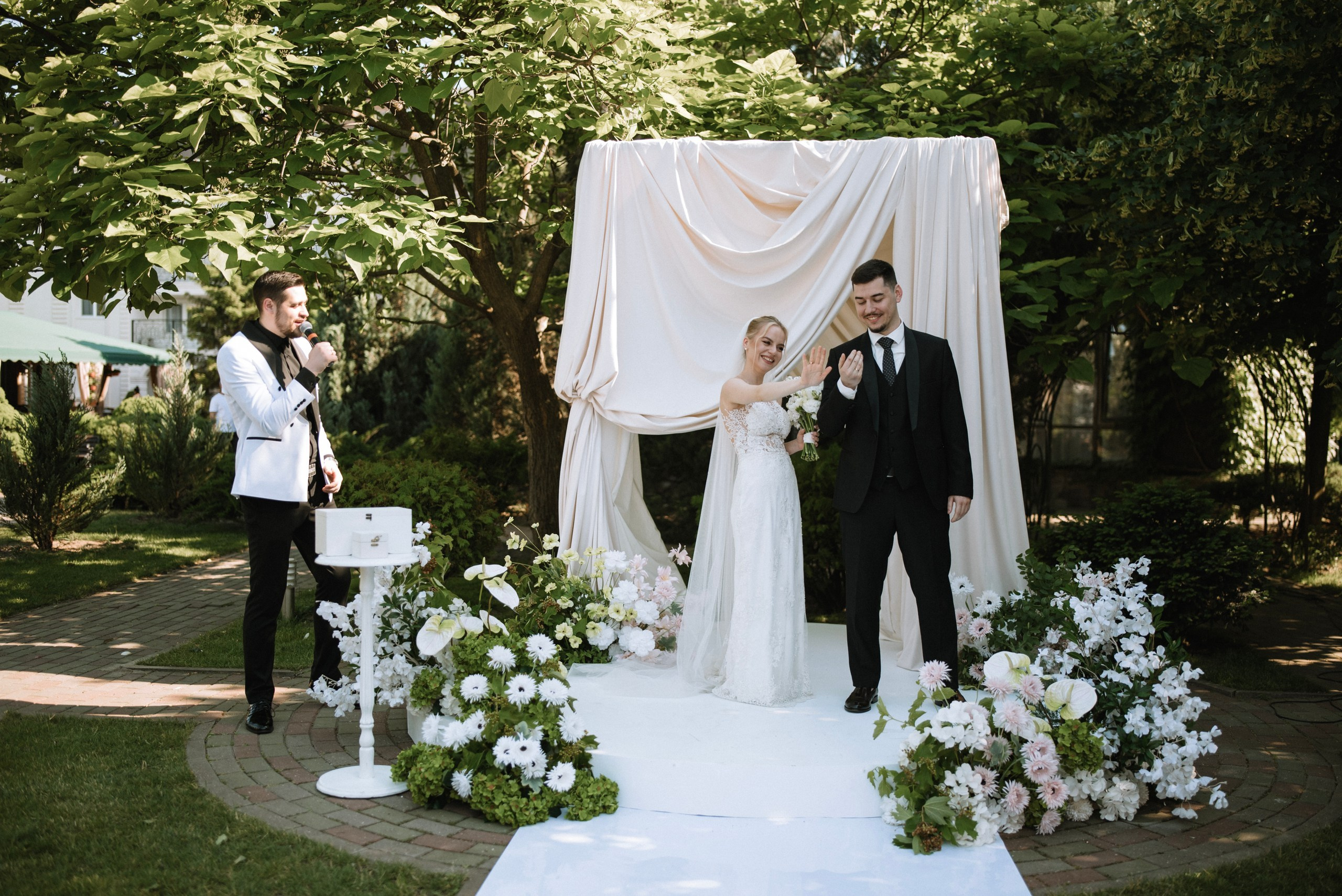 Саша и Варя. Жардин. Фотограф Костикова Анастасия Ростов-на-Дону