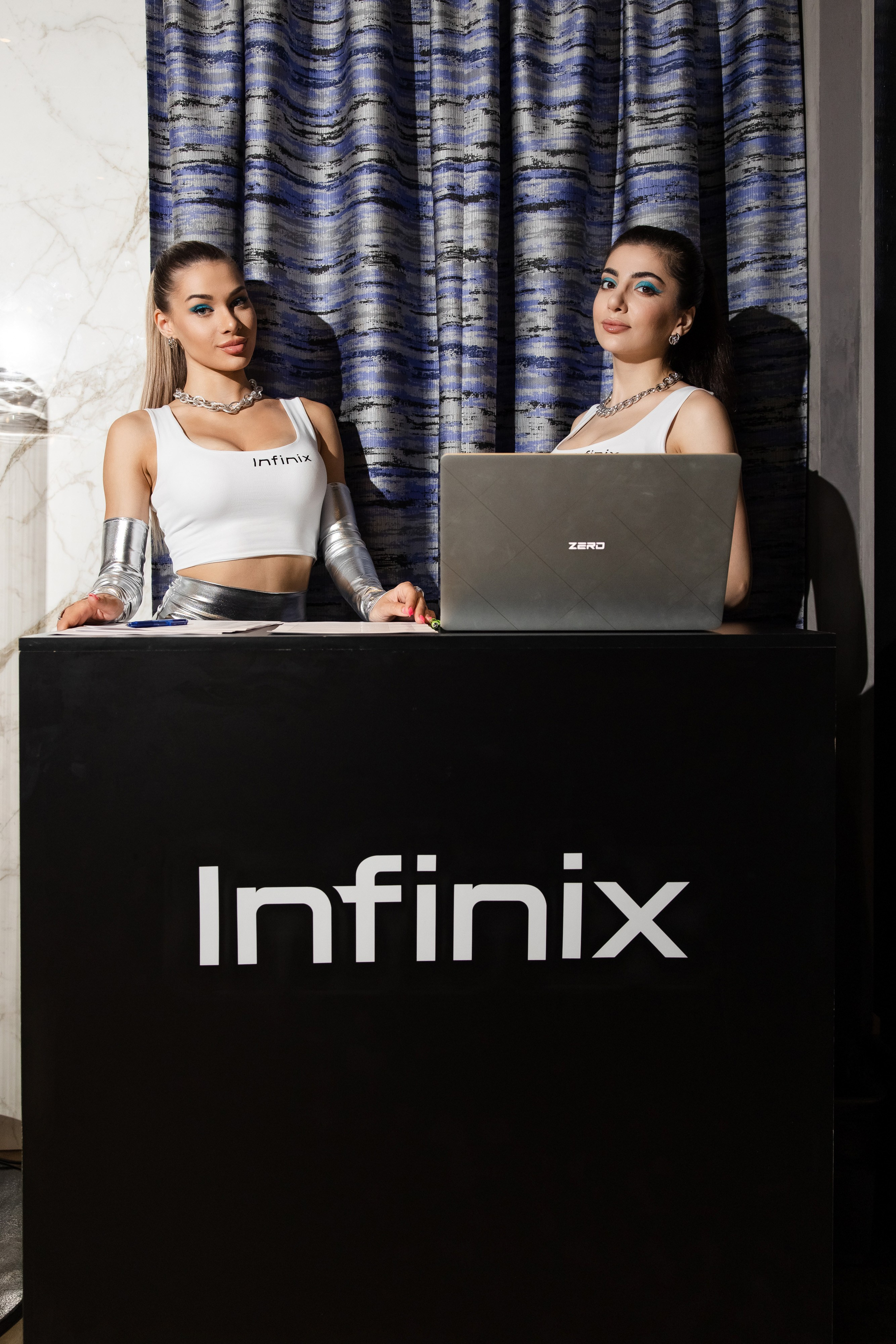 Презентация Infinix. Свадебный репортажный фотограф в Москве