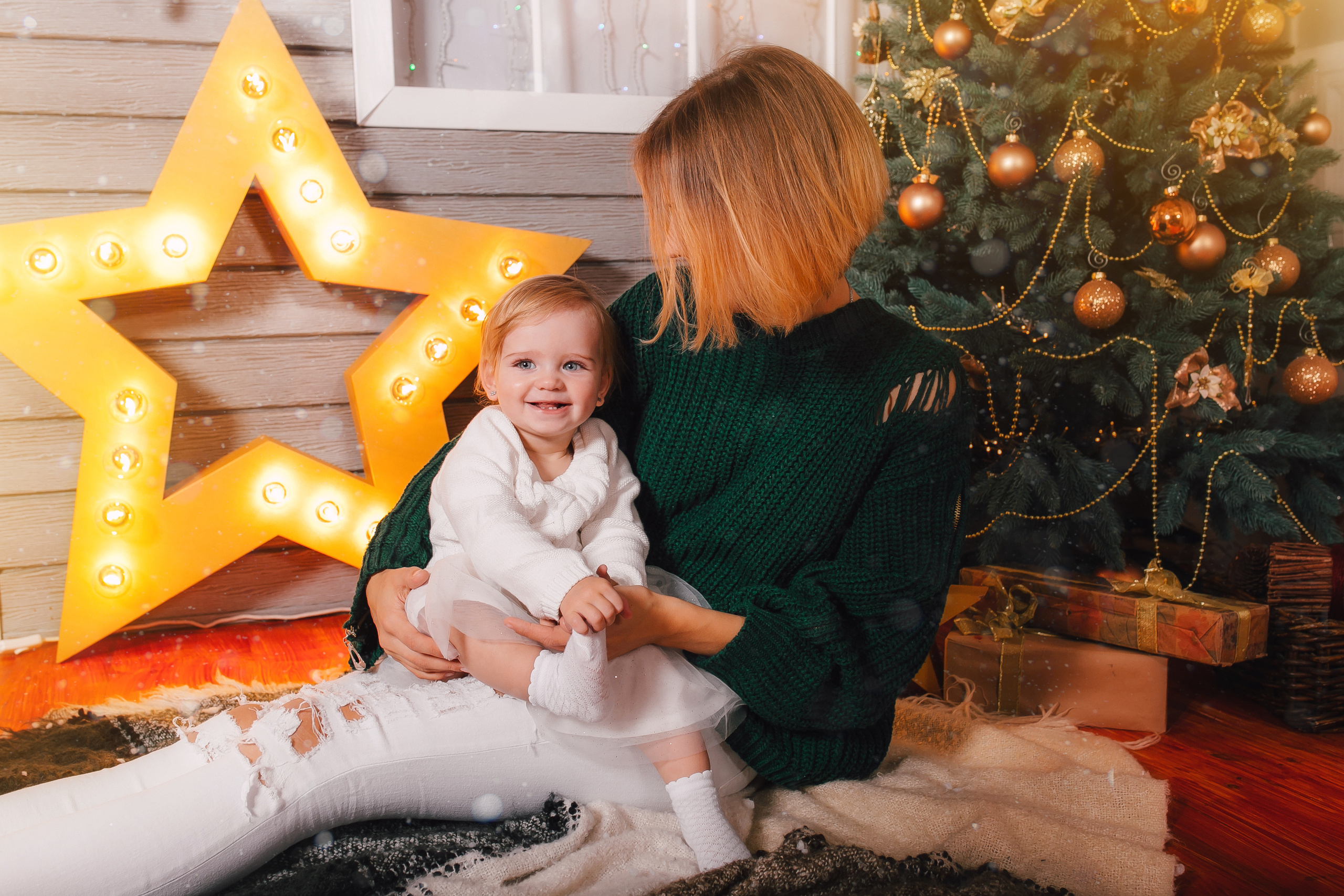 Новогодняя съёмка маленькой Евы и её мамы. Свадебный и семейный фотограф Витебск, Минск, Андрей Павлов