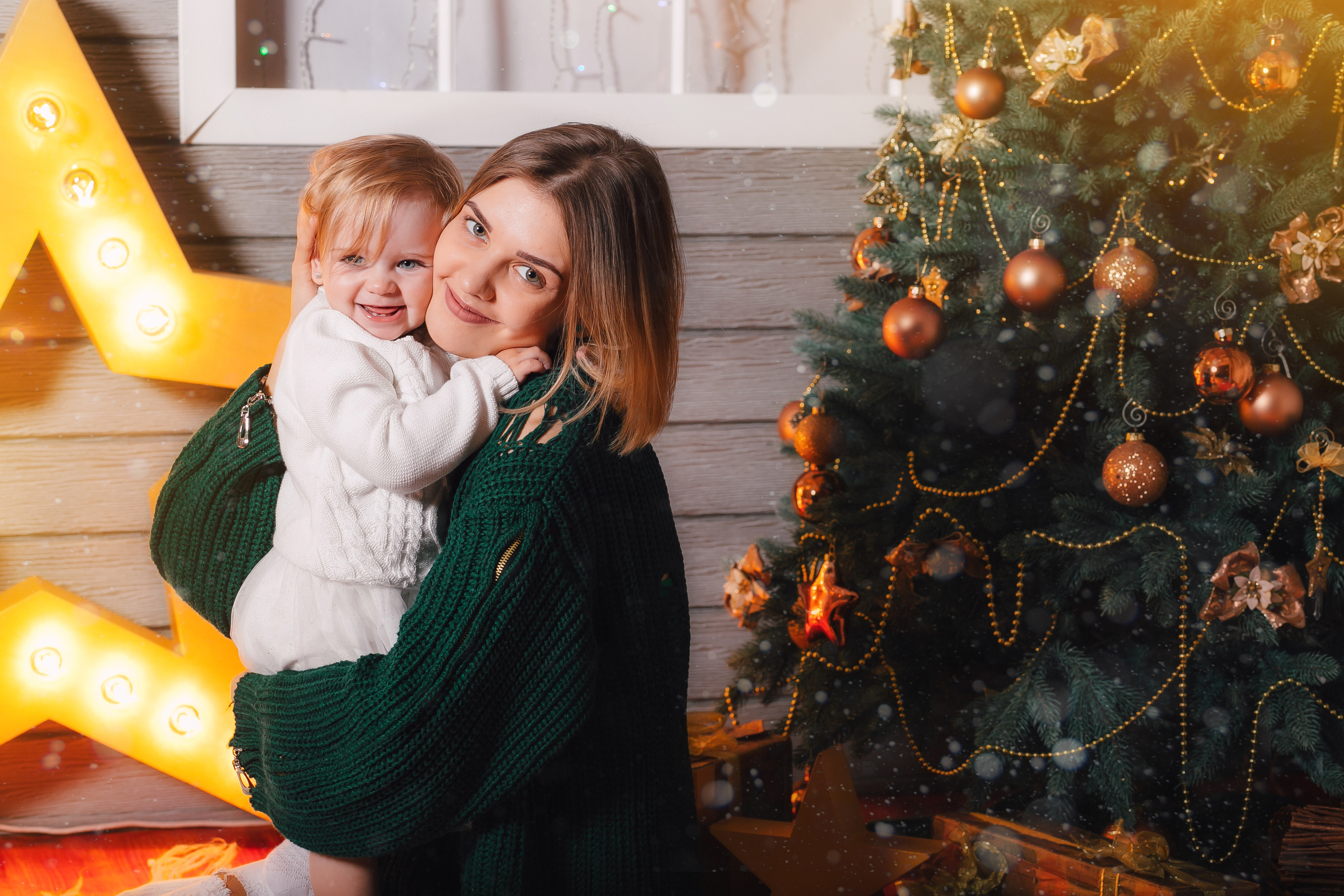 Новогодняя съёмка маленькой Евы и её мамы. Свадебный и семейный фотограф Витебск, Минск, Андрей Павлов