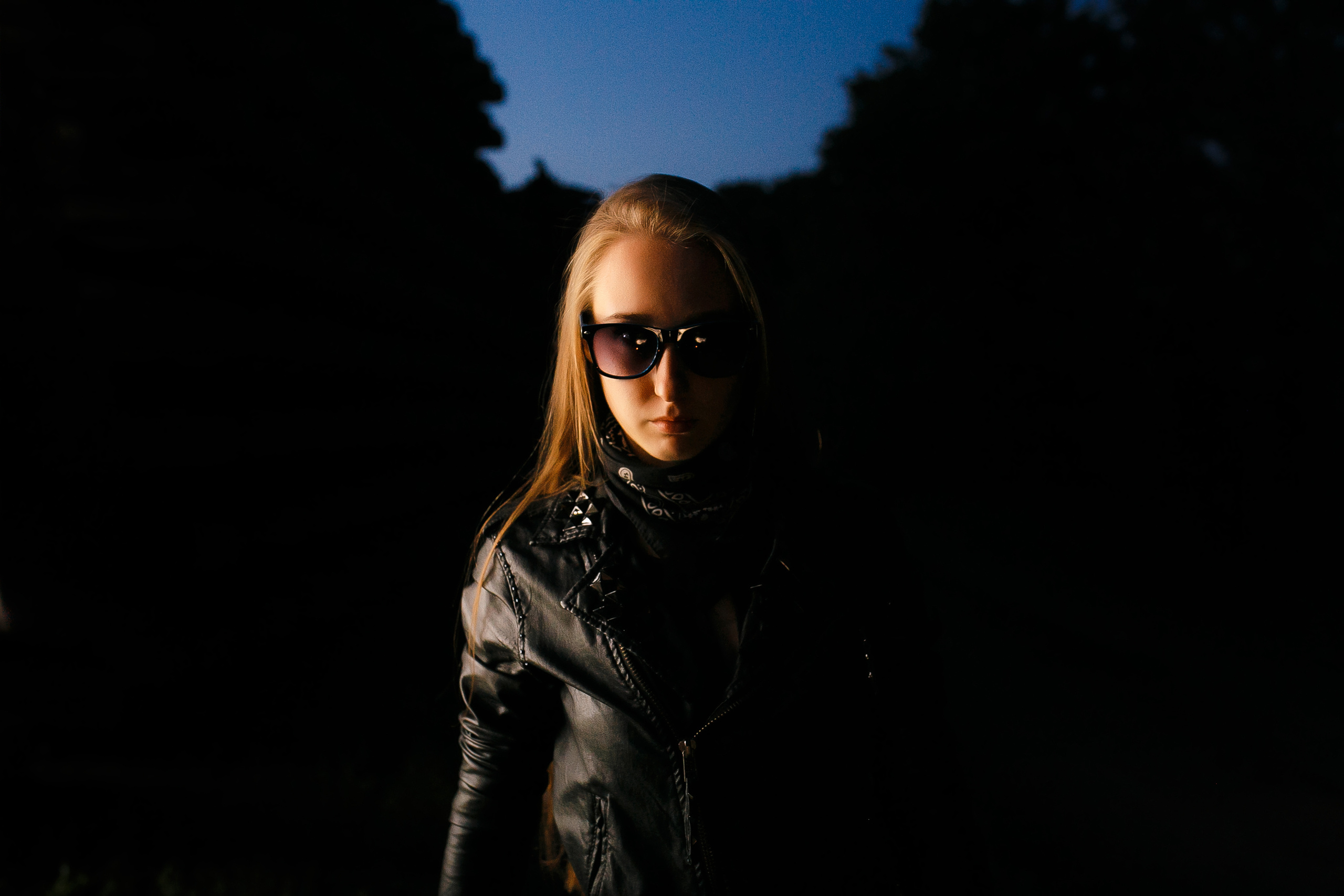 Girl on a black bike. Свадебный и семейный фотограф Витебск, Минск, Андрей Павлов