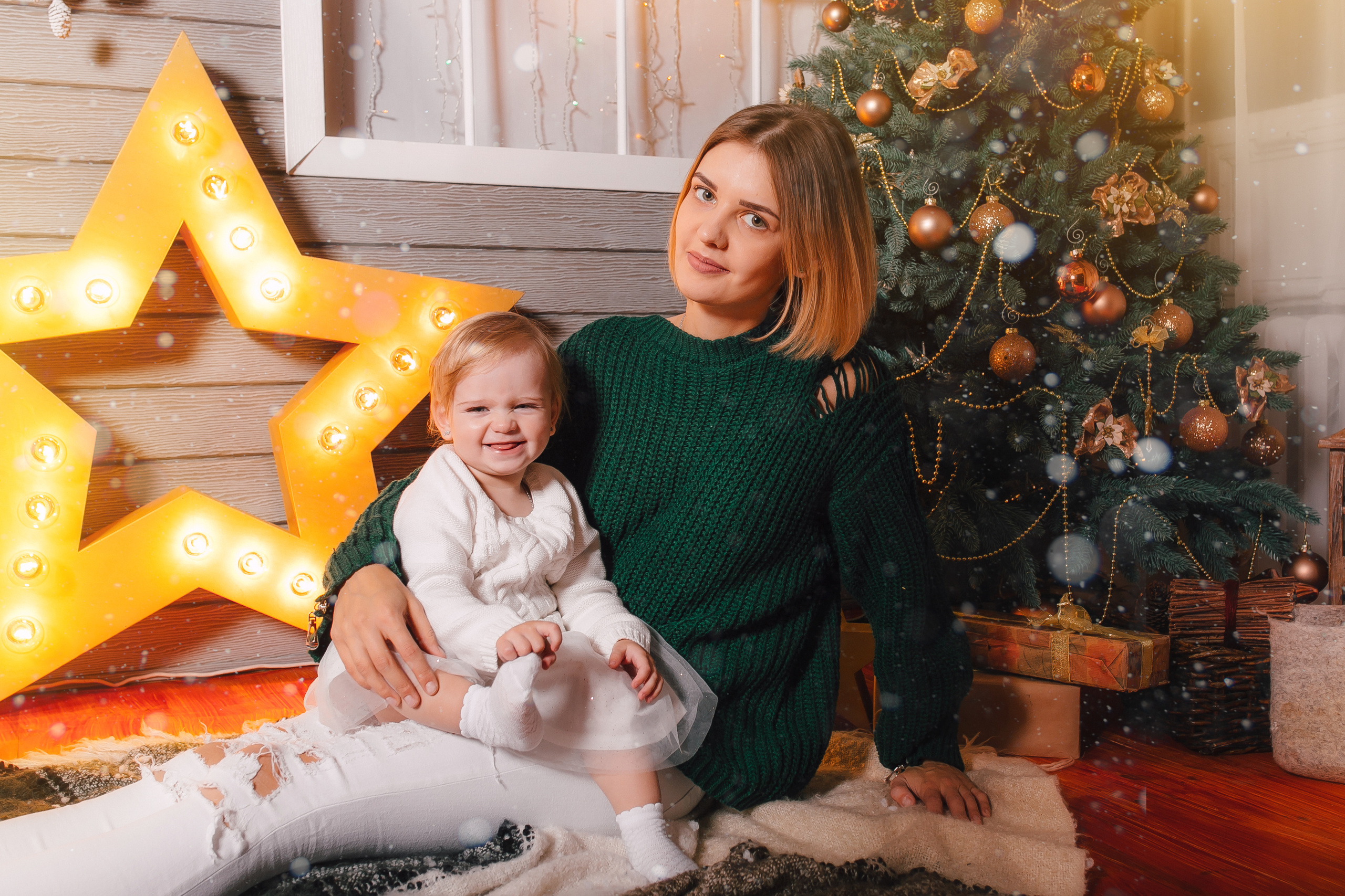 Новогодняя съёмка маленькой Евы и её мамы. Свадебный и семейный фотограф Витебск, Минск, Андрей Павлов