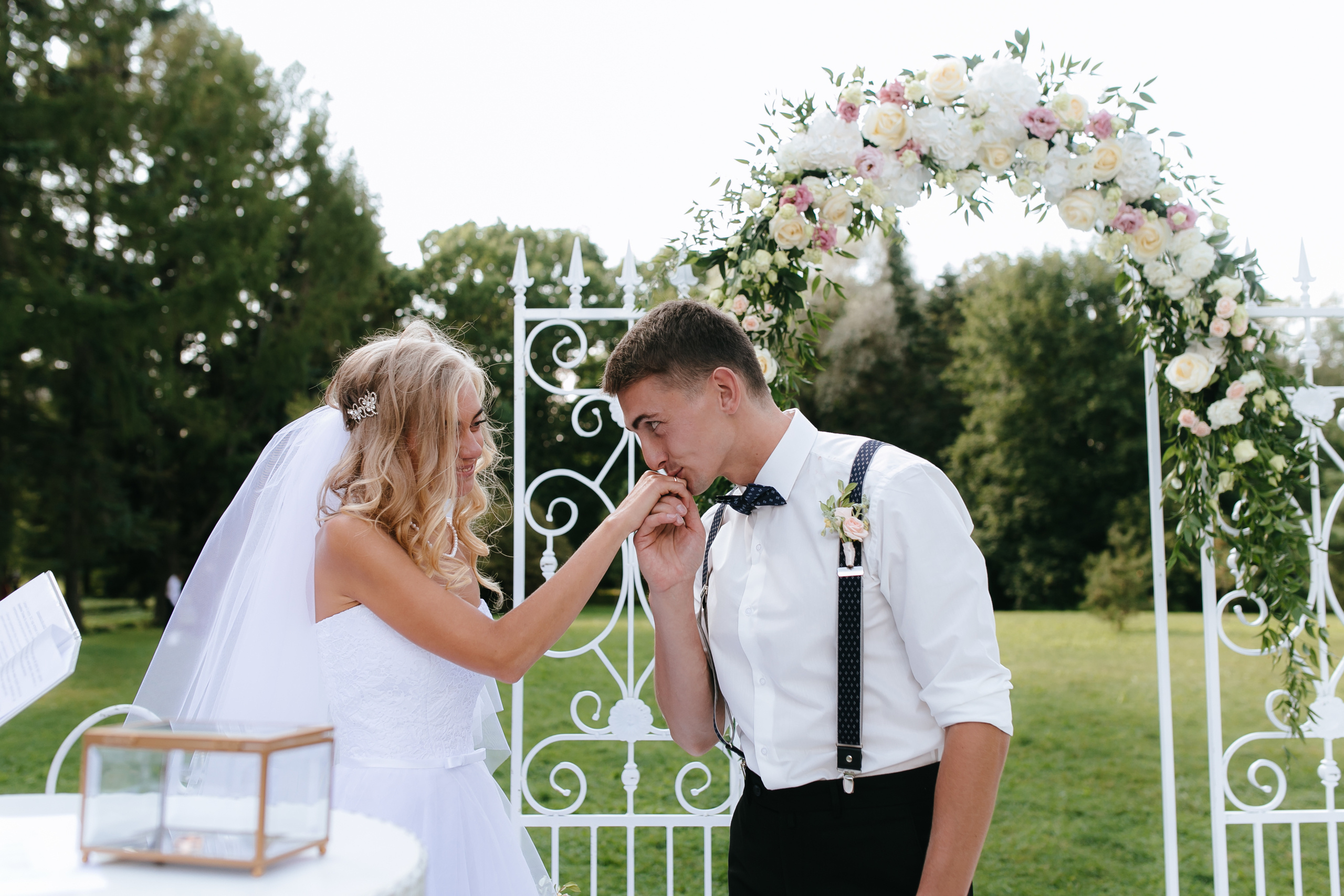 Артем и Таня, красивые свадебные сборы. Свадебный и семейный фотограф Витебск, Минск, Андрей Павлов