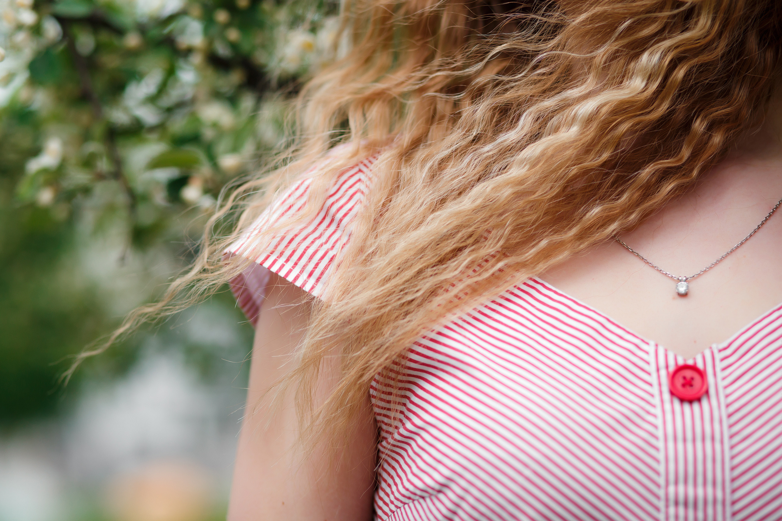 Фотосессия с Настей по цветущим садам. Свадебный и семейный фотограф Витебск, Минск, Андрей Павлов