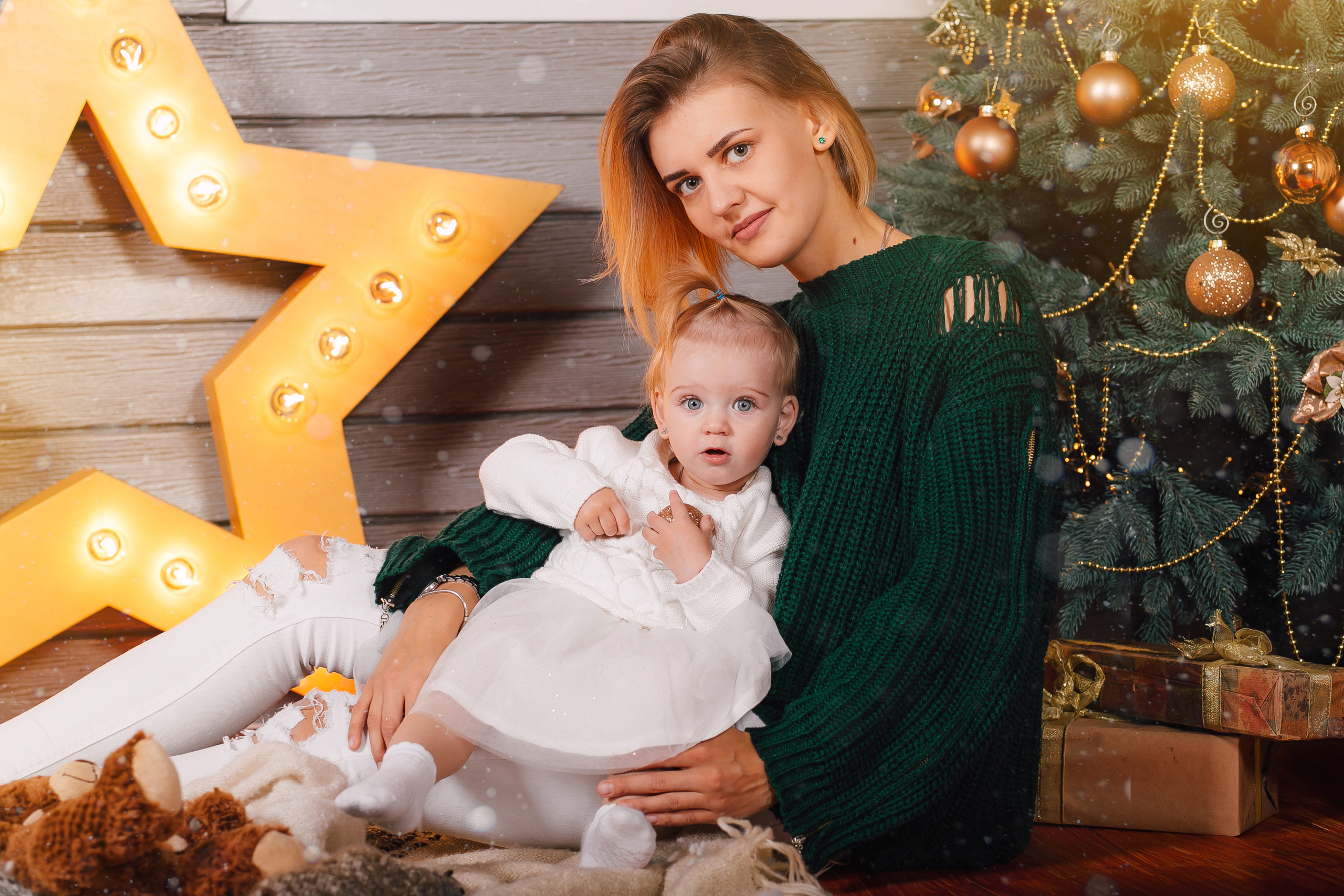 Новогодняя съёмка маленькой Евы и её мамы. Свадебный и семейный фотограф Витебск, Минск, Андрей Павлов