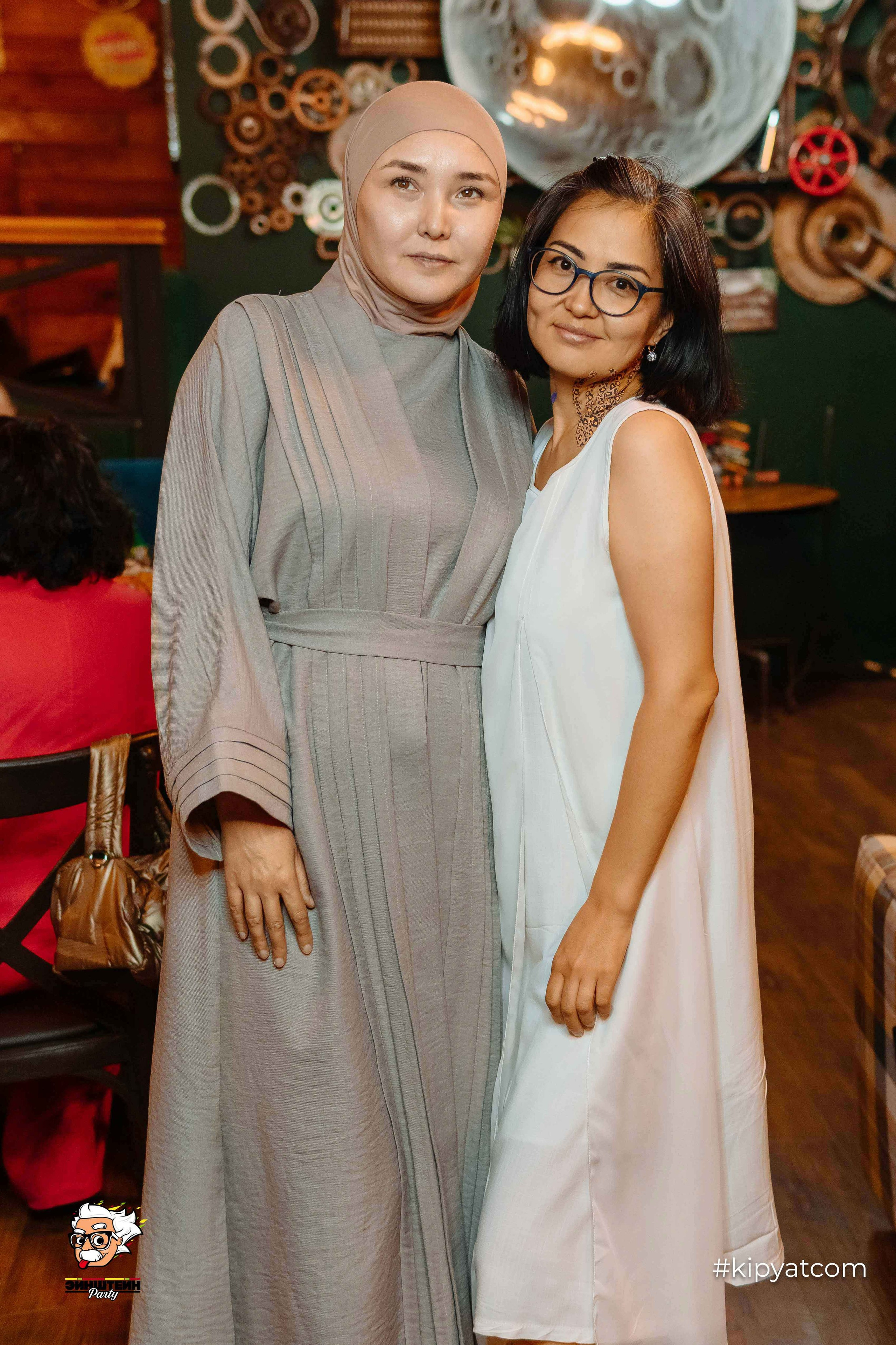 Эйнштейн Party