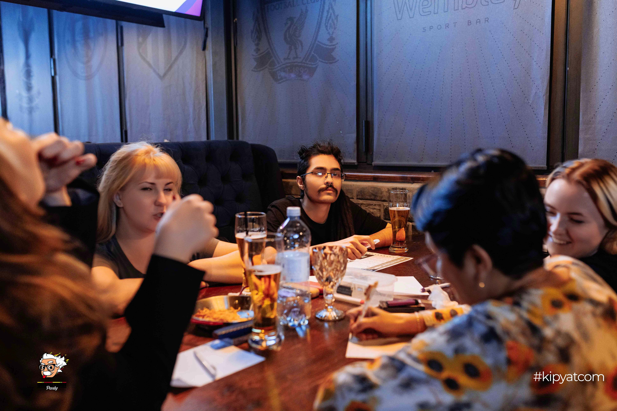 Эйнштейн Party