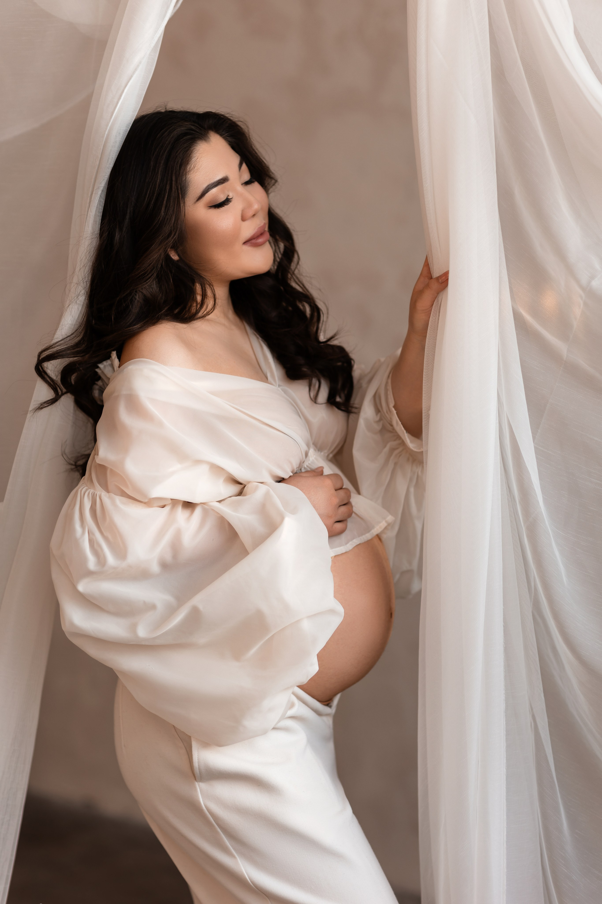 Съемочный гардероб. Женский и newborn фотограф Айжан Шарафи в Алматы