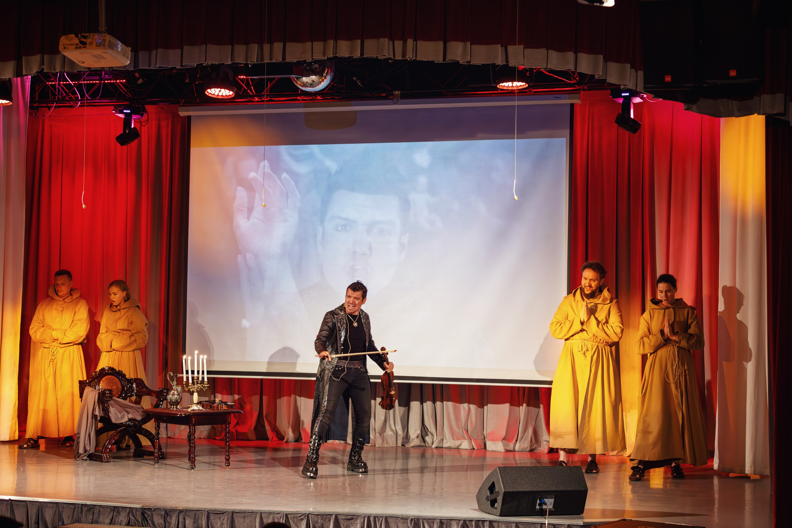 Мюзикл. Скрипка Паганини. Бэкстейдж. Фотограф портретист в Троицке и Москве Иван Парусиди