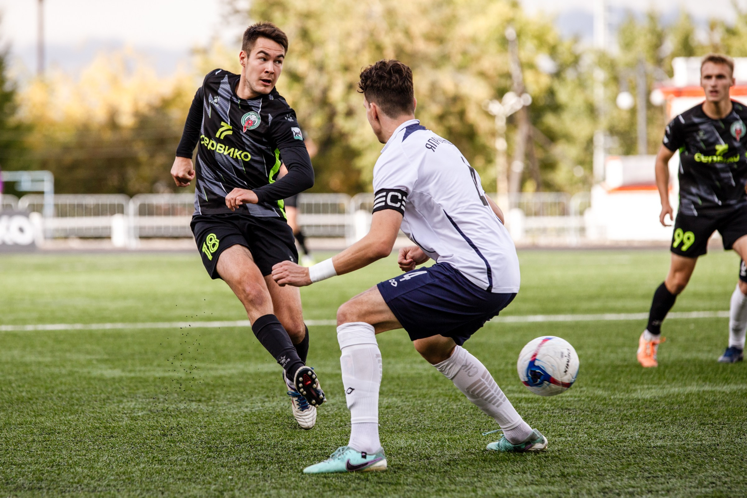 Первенство России по футболу LEON-Вторая лига Б | ФК Иркутск — Космос (Долгопрудный) | 14.09.25. Фотограф в Иркутске Евгения Айвазова