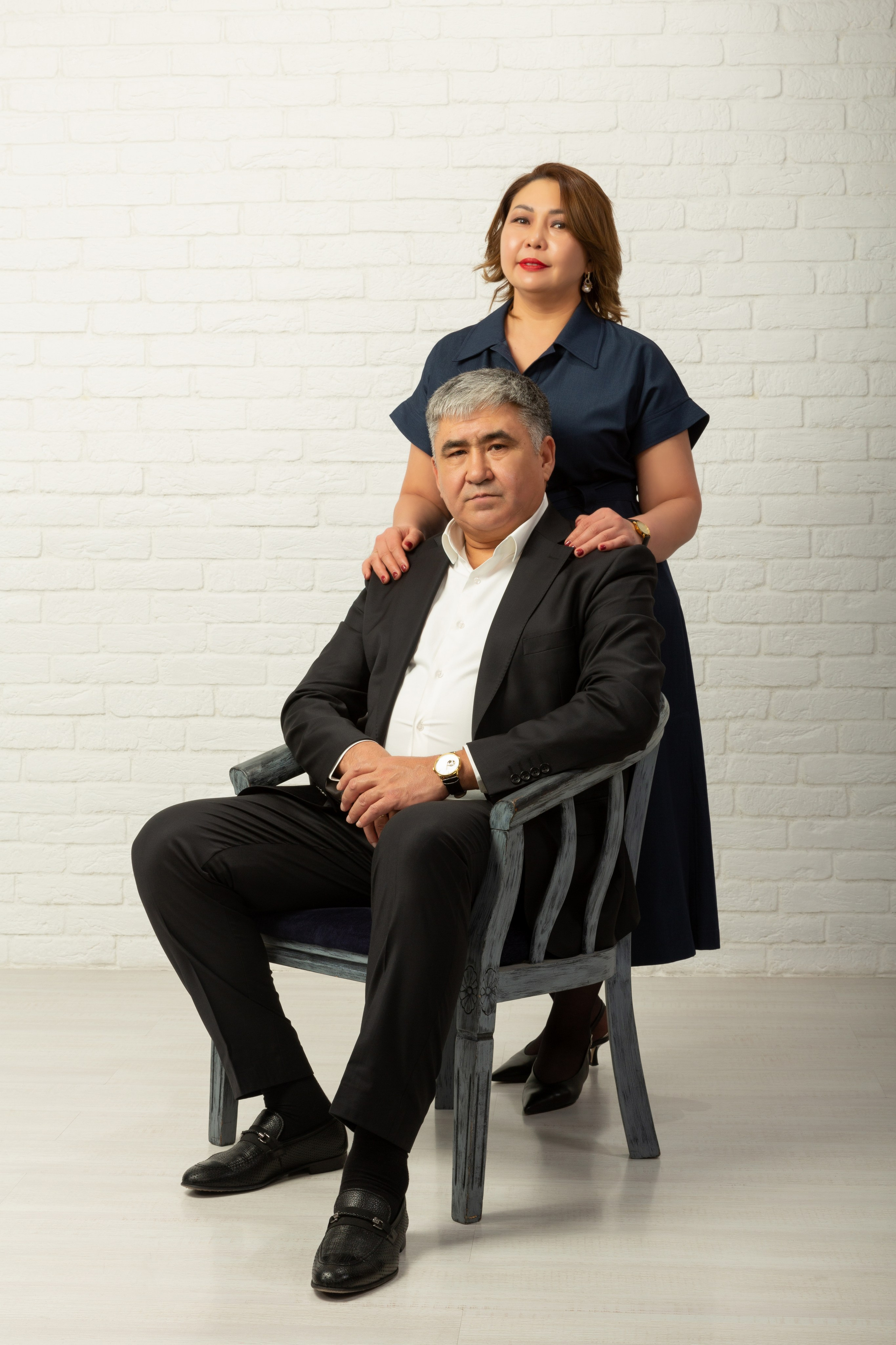 Фотосессия для большой семьи Алматы. Фотостудия Алматы. Семейная и детская фотостудия Family studio.Фотограф Алматы