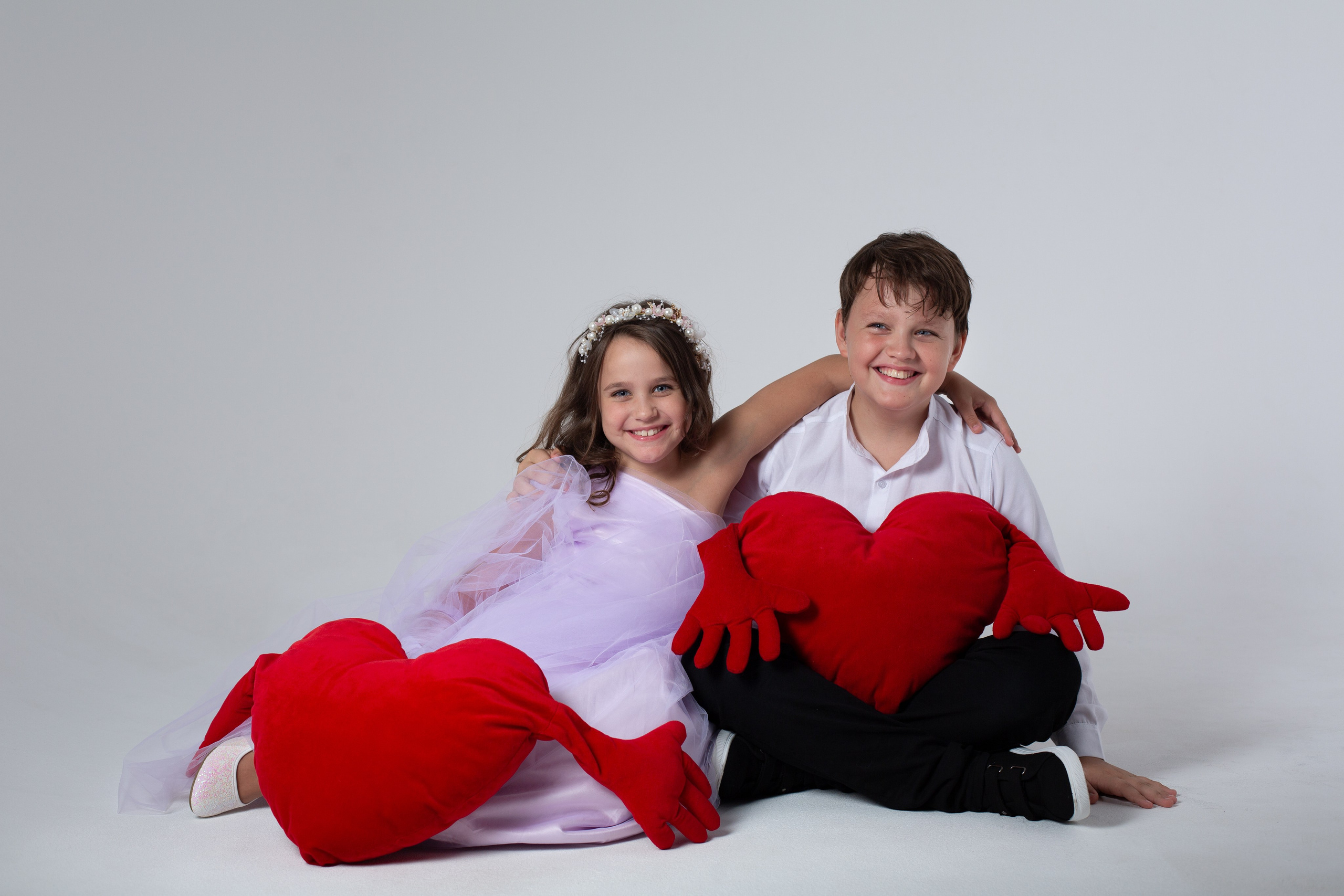 Детки. Фотограф Julia Milton | Портреты, съемки для маркетплейсов, лавстори, съёмка беременности в Санкт-Петербурге. Обучение фотографии в Спб очно