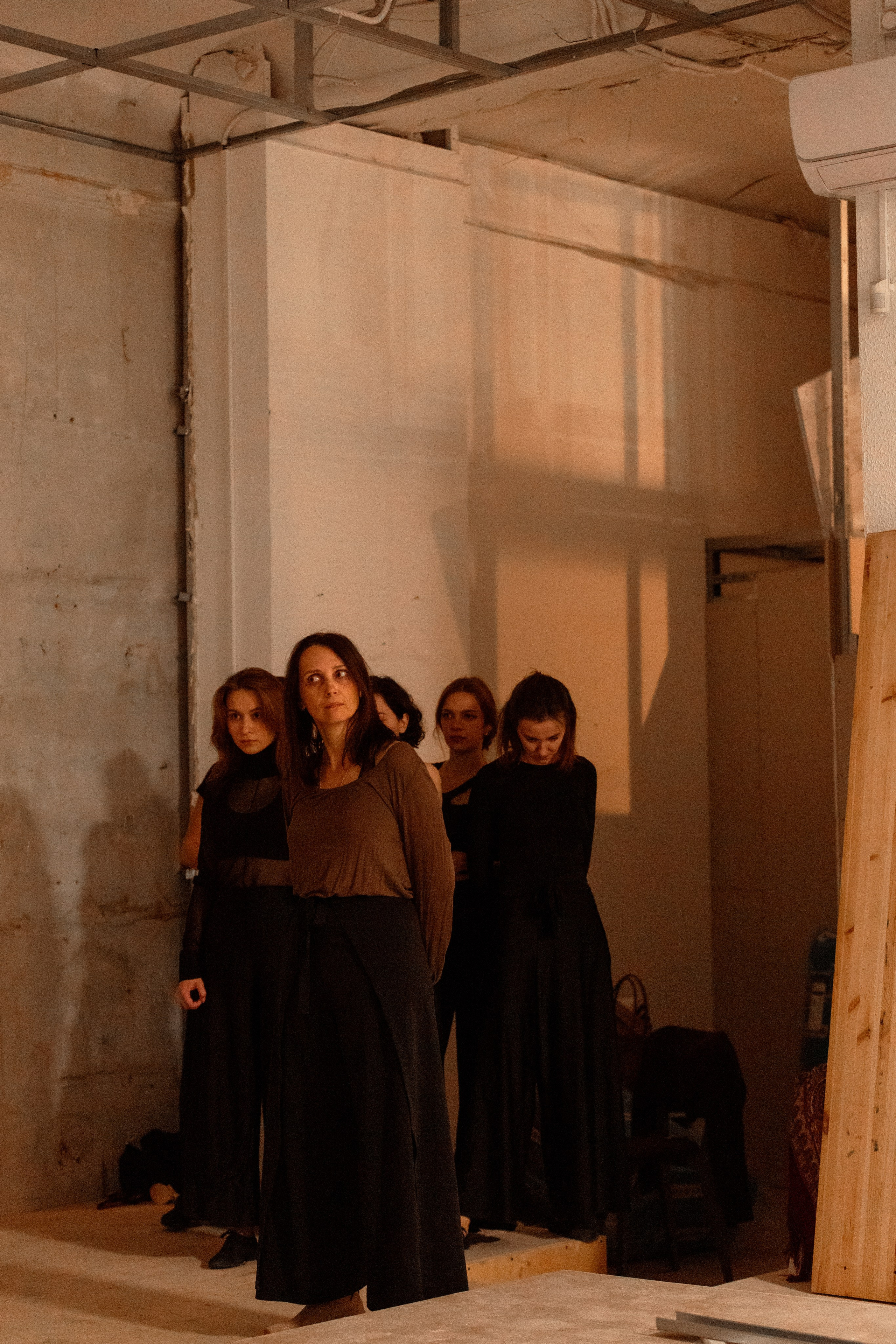 Театр «Человек в кубе». Репетиции в ремонте. Фотограф в Ростов-на-Дону Виктория Савчук