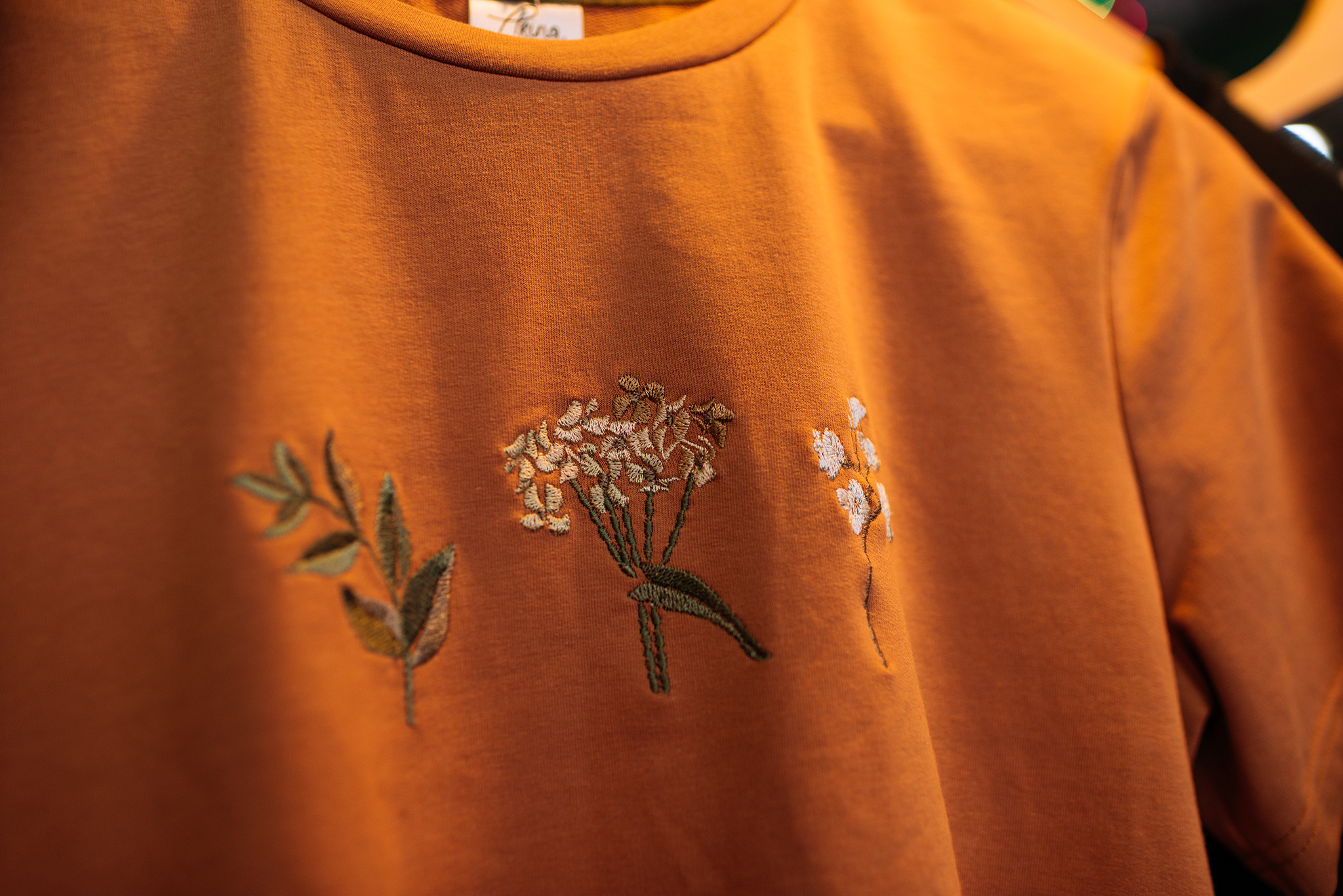 ARINASTUDIO. Одежда с вышивкой. Репортажный фотограф в Санкт-Петербурге Анастасия Клёпова