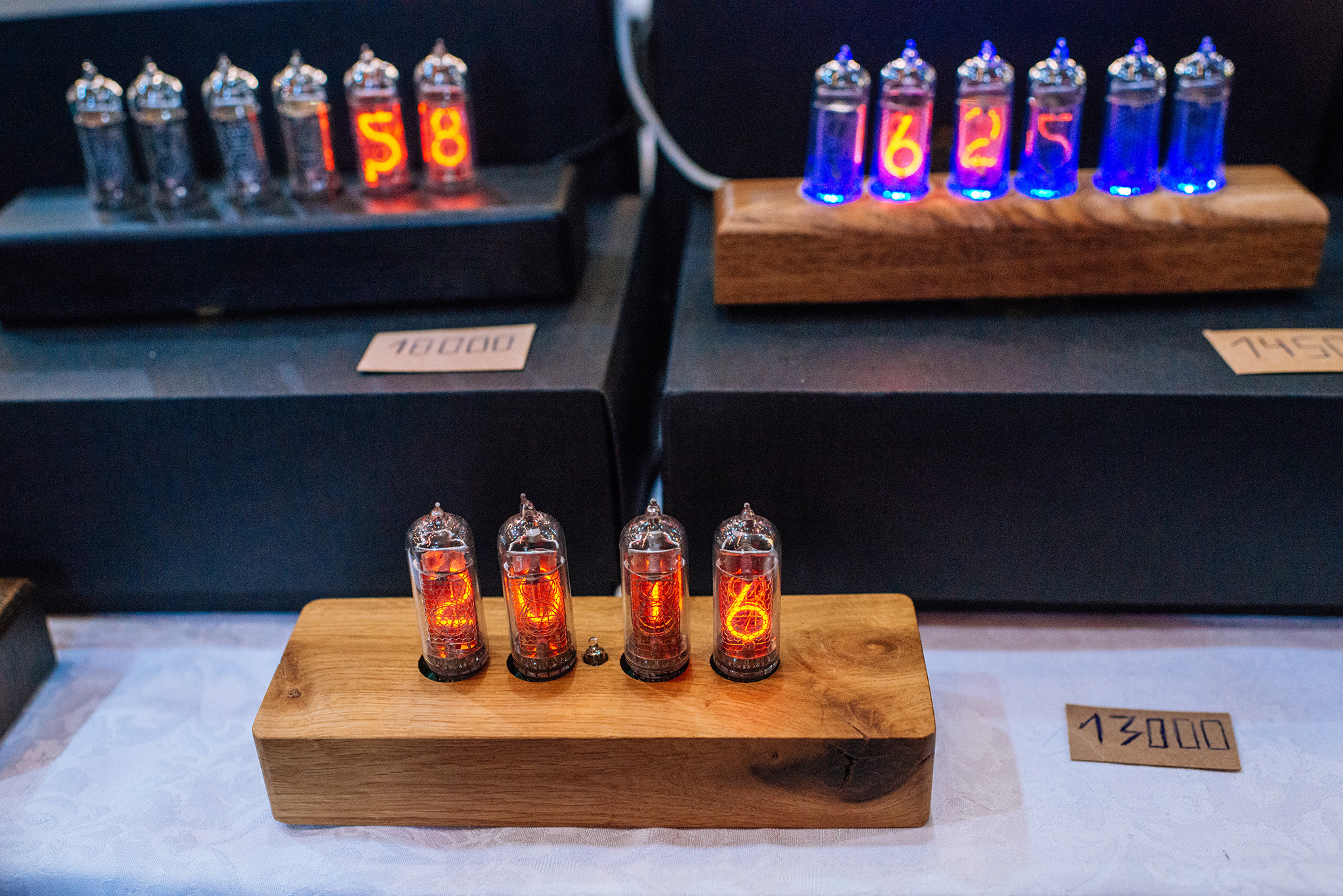 TEXNOLAMP. Ламповые часы. Репортажный фотограф в Санкт-Петербурге Анастасия Клёпова