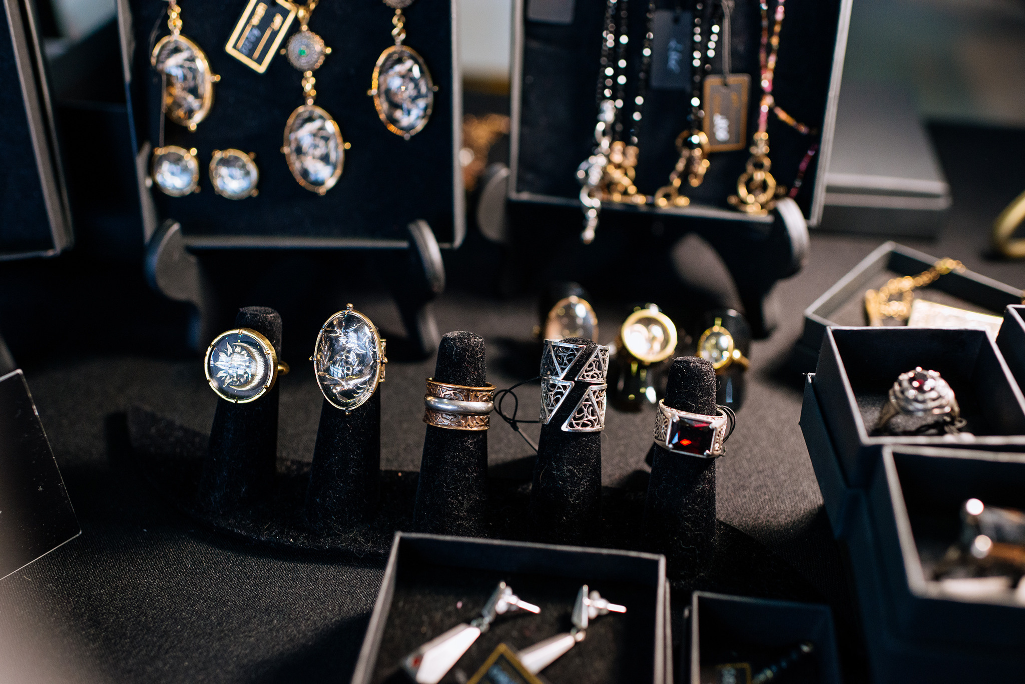 Sophia. Ювелирные украшения. Репортажный фотограф в Санкт-Петербурге Анастасия Клёпова