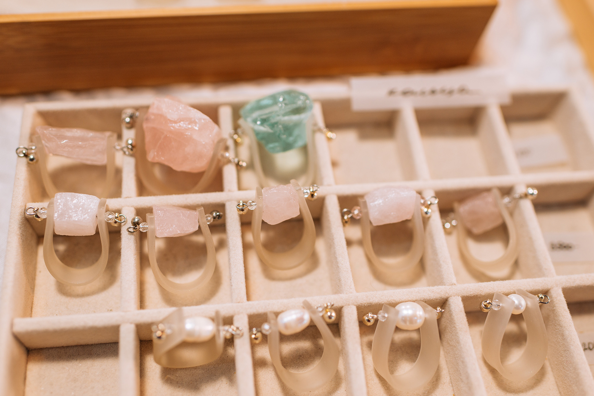 Sistercrystal.store. КОЛЬЦА. Репортажный фотограф в Санкт-Петербурге Анастасия Клёпова