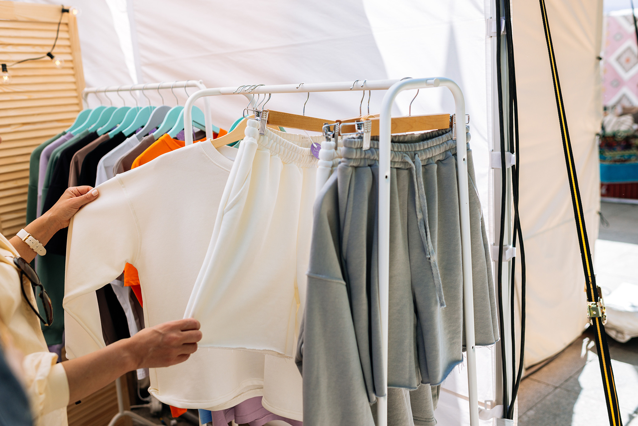 EKORN. Вышивка на одежде. Маркеты. Репортажный фотограф в Санкт-Петербурге Анастасия Клёпова