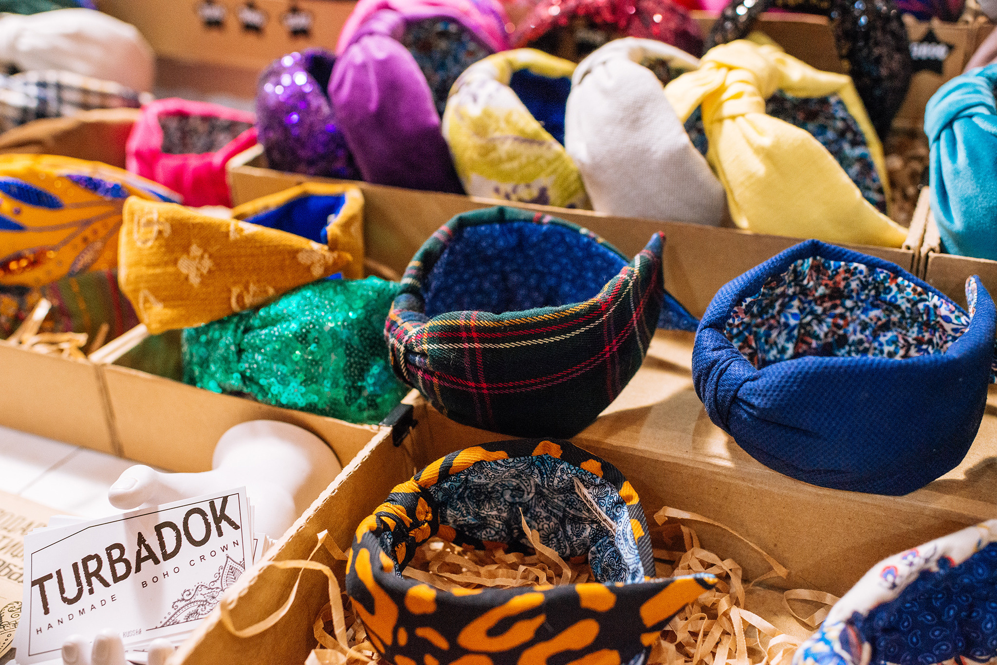 TURBADOK. Ободок с подвесками. Репортажный фотограф в Санкт-Петербурге Анастасия Клёпова