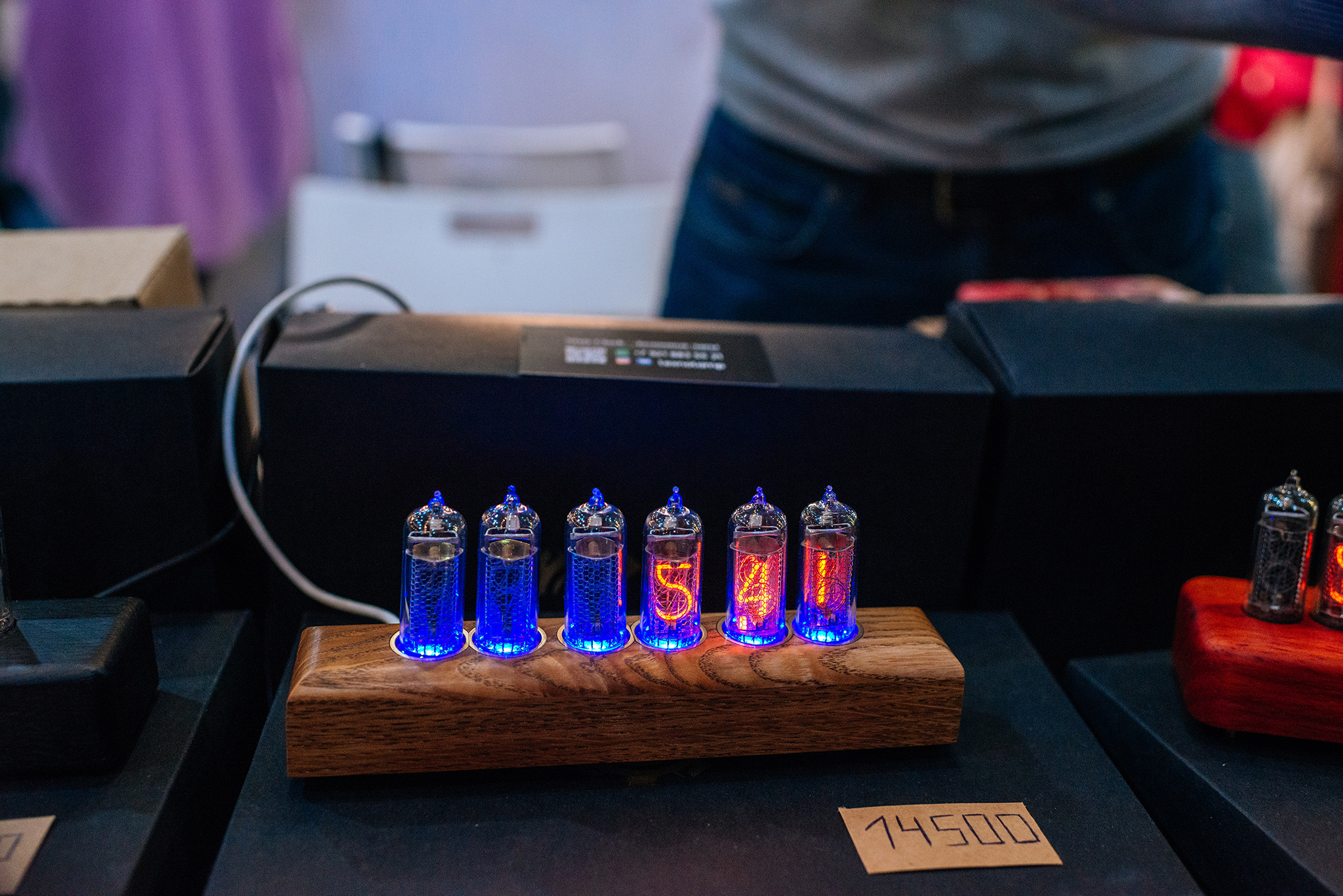 TEXNOLAMP. Ламповые часы. Репортажный фотограф в Санкт-Петербурге Анастасия Клёпова