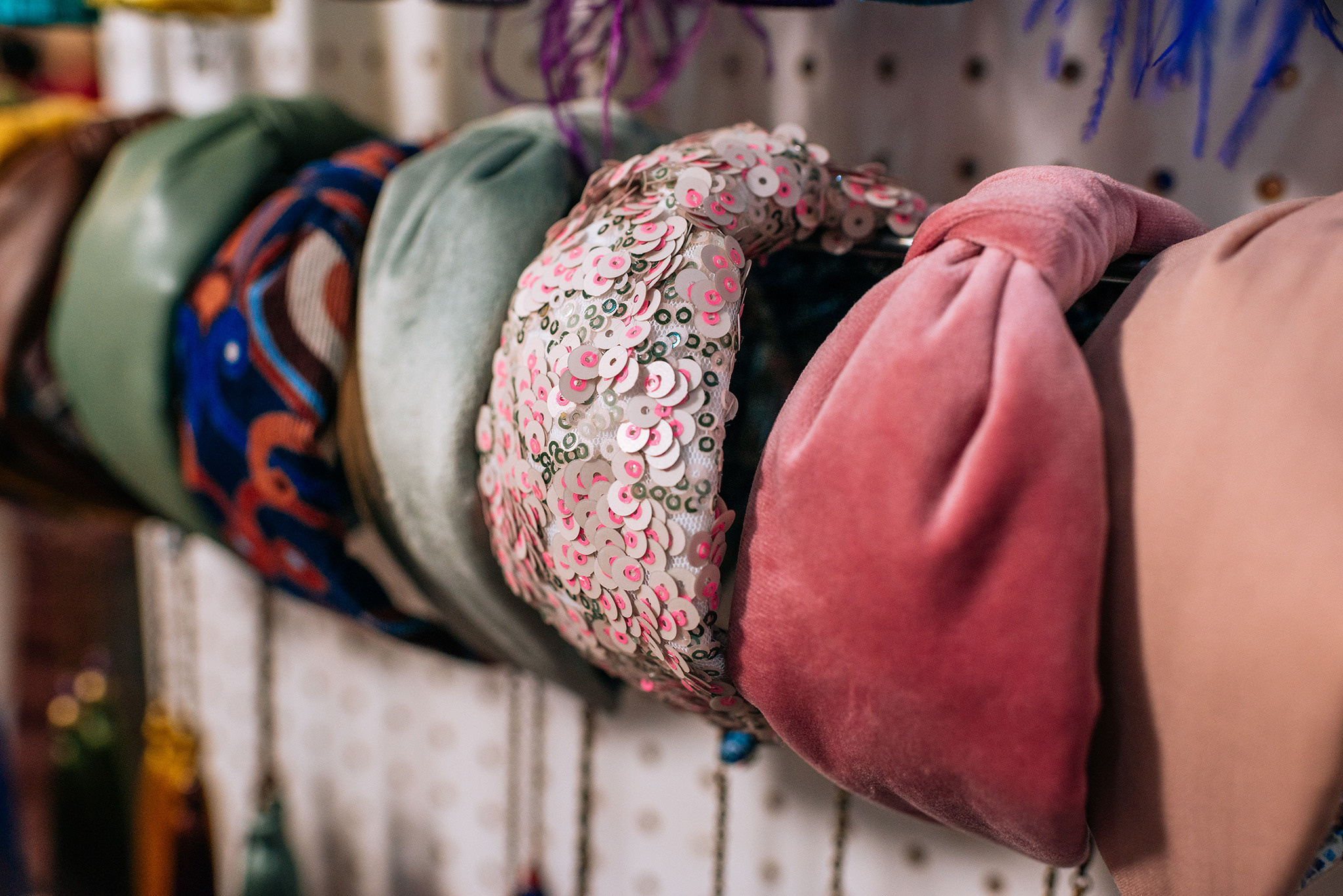 TURBADOK. Ободок с подвесками. Репортажный фотограф в Санкт-Петербурге Анастасия Клёпова