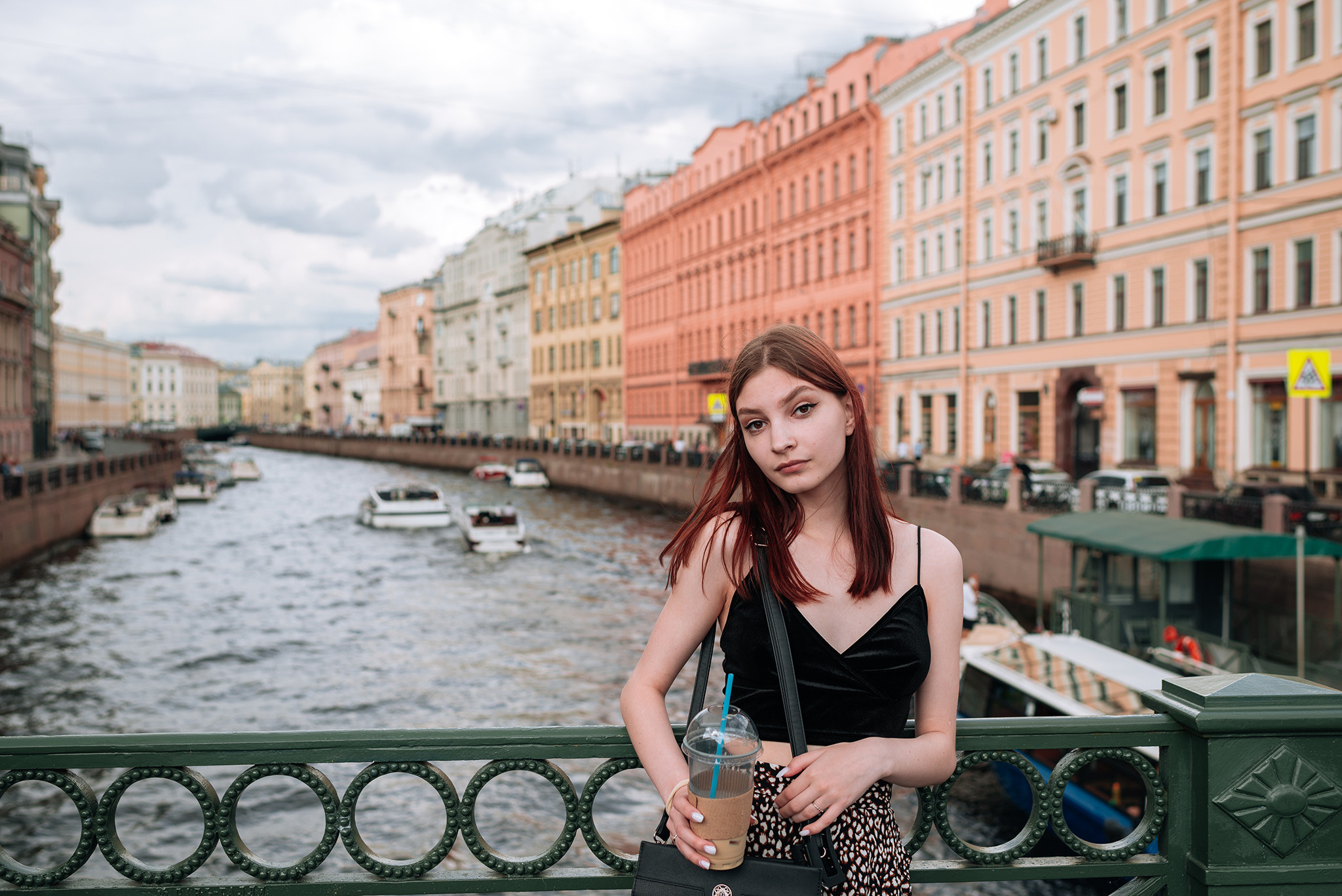 Ася. Прогулка по Питеру. Репортажный фотограф в Санкт-Петербурге Анастасия Клёпова