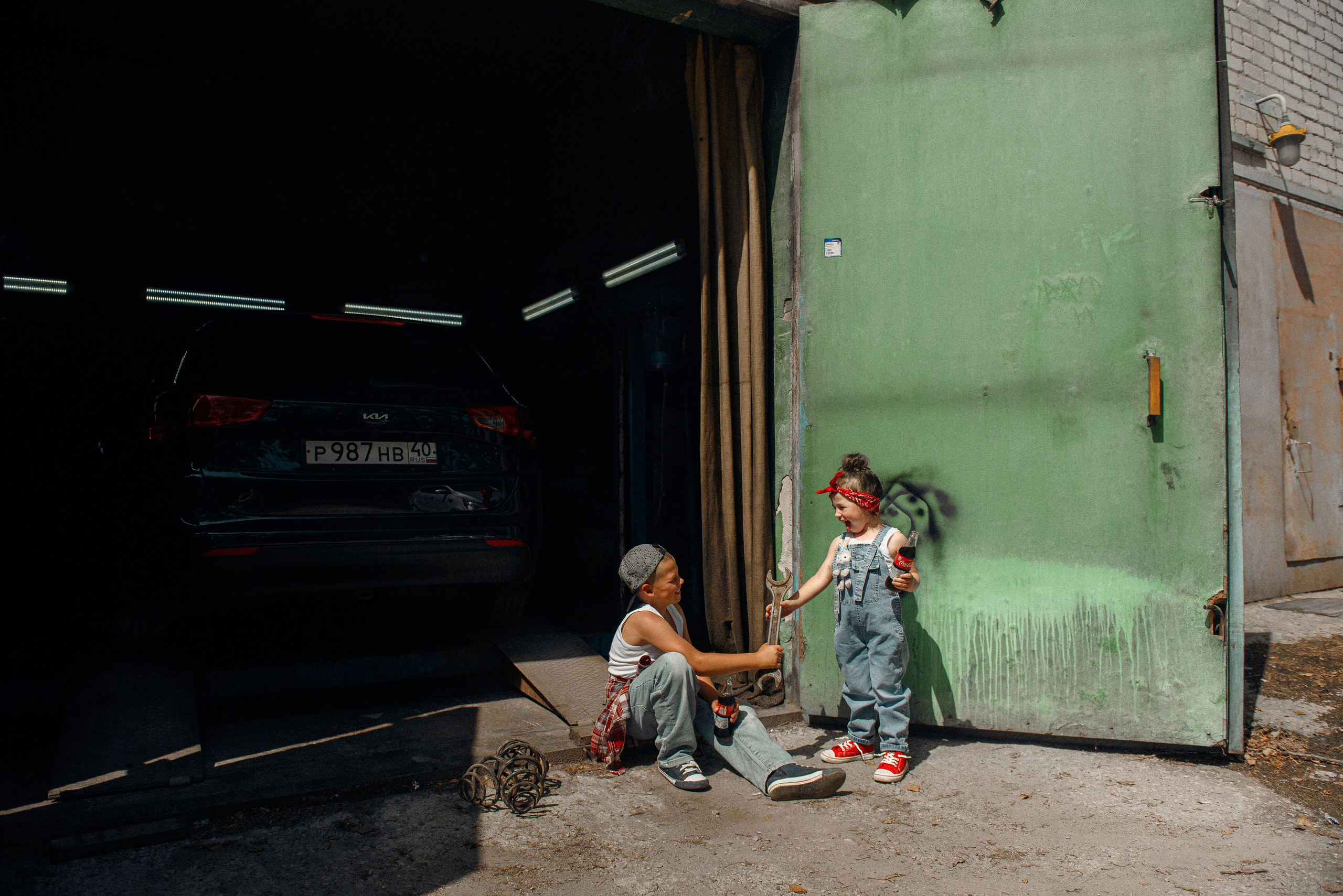 Гараж. Римма Гусакова. Выпускные фотокниги. Детские и семейные фотосессии