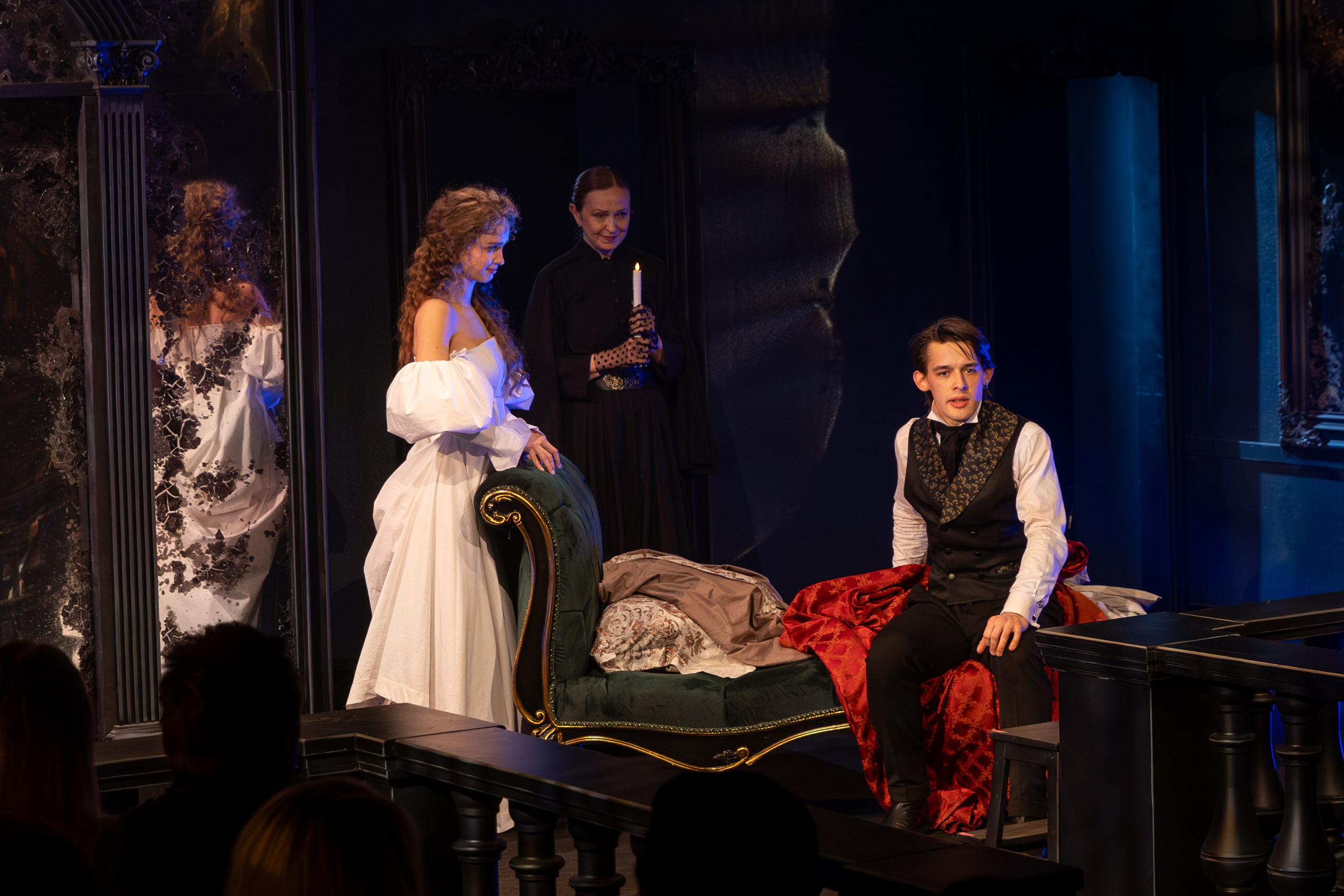 Театральная постановка «Сумерки.Москва». Репортажный фотограф в Москве Аида Исламова