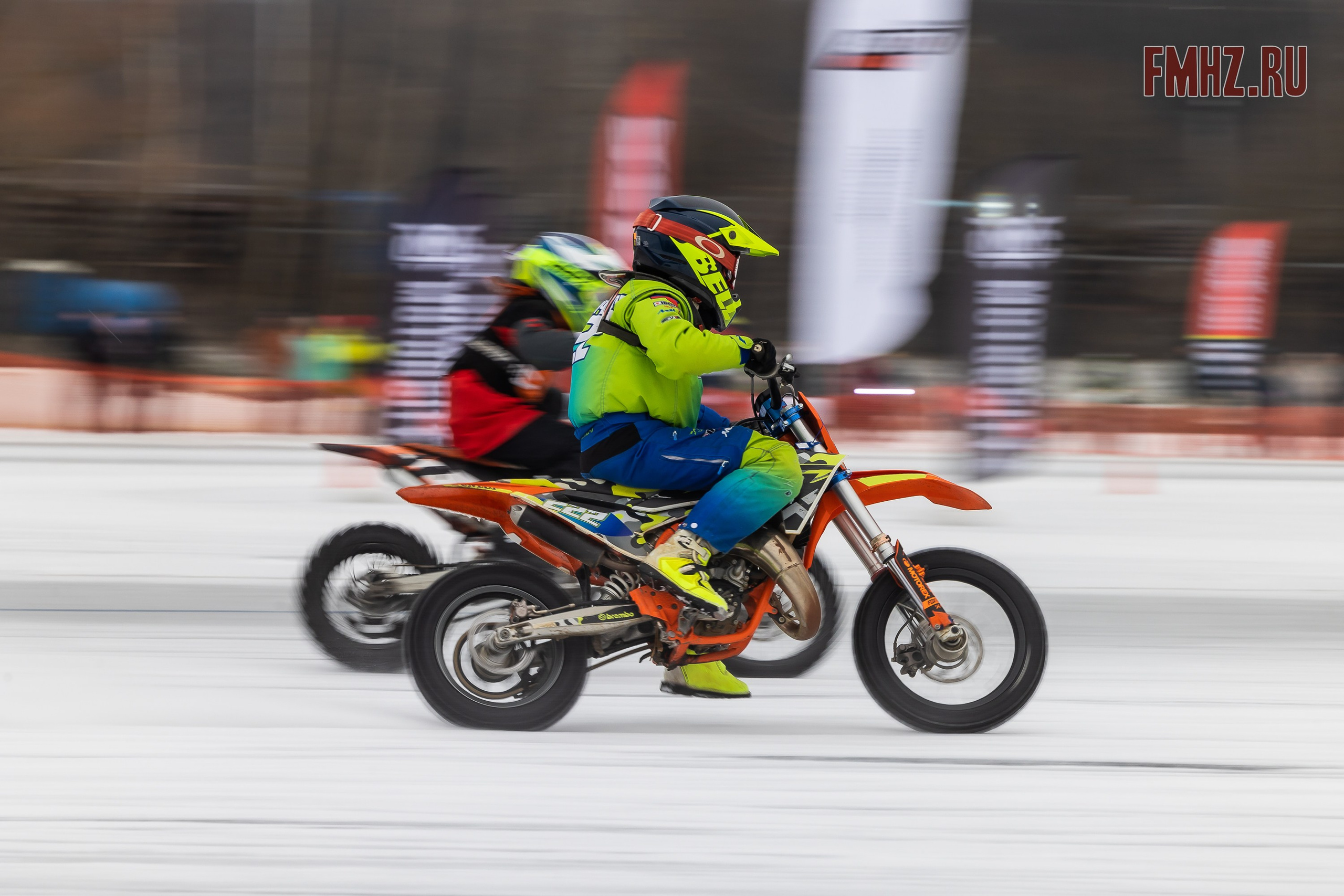 Первый этап Кубка МФР по мотокроссу на льду Большого Крылатского пруда в Москве. 8 февраля 2025 г. Фотограф Владимир Охрименко