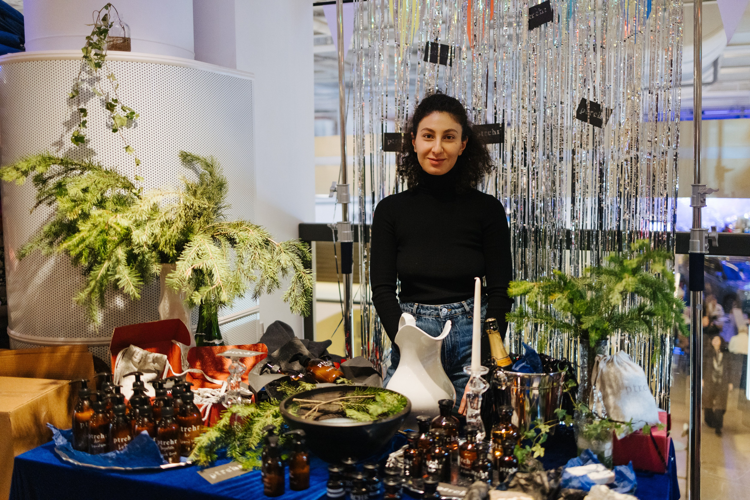 23–24 декабря 2023 в «Три вокзала. Депо» / День 2 / фото Валерий Белобеев. Фотоотчеты «Ламбада-маркета»