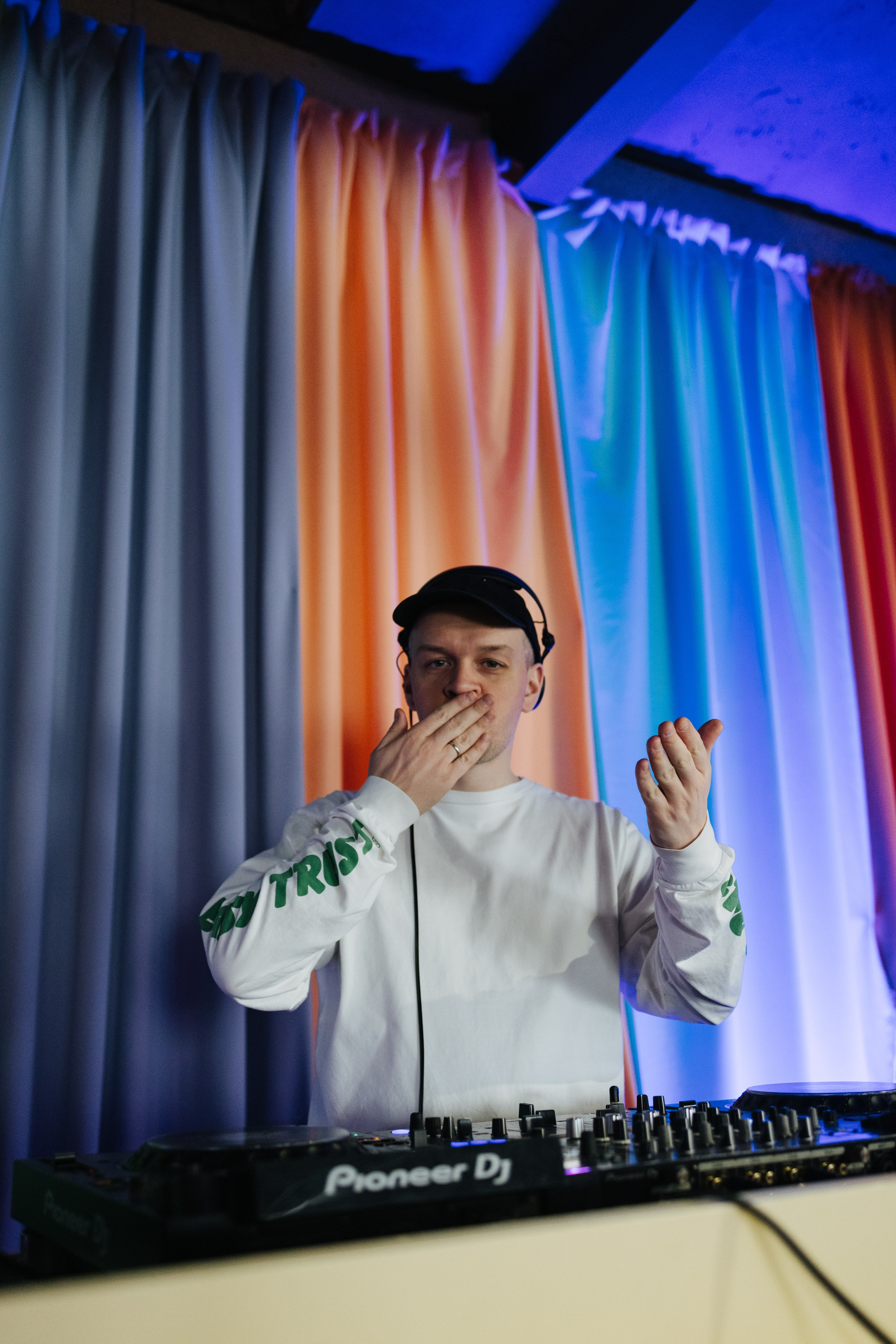 22–23 апреля 2023 в пространстве «Поле». Фотоотчеты «Ламбада-маркета»