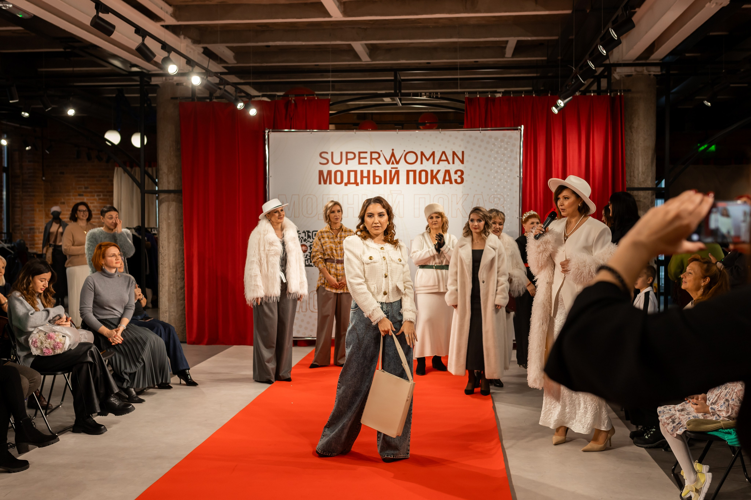 Показ проекта Super woman. Марина Шаймухаметова. Фотограф в Уфе