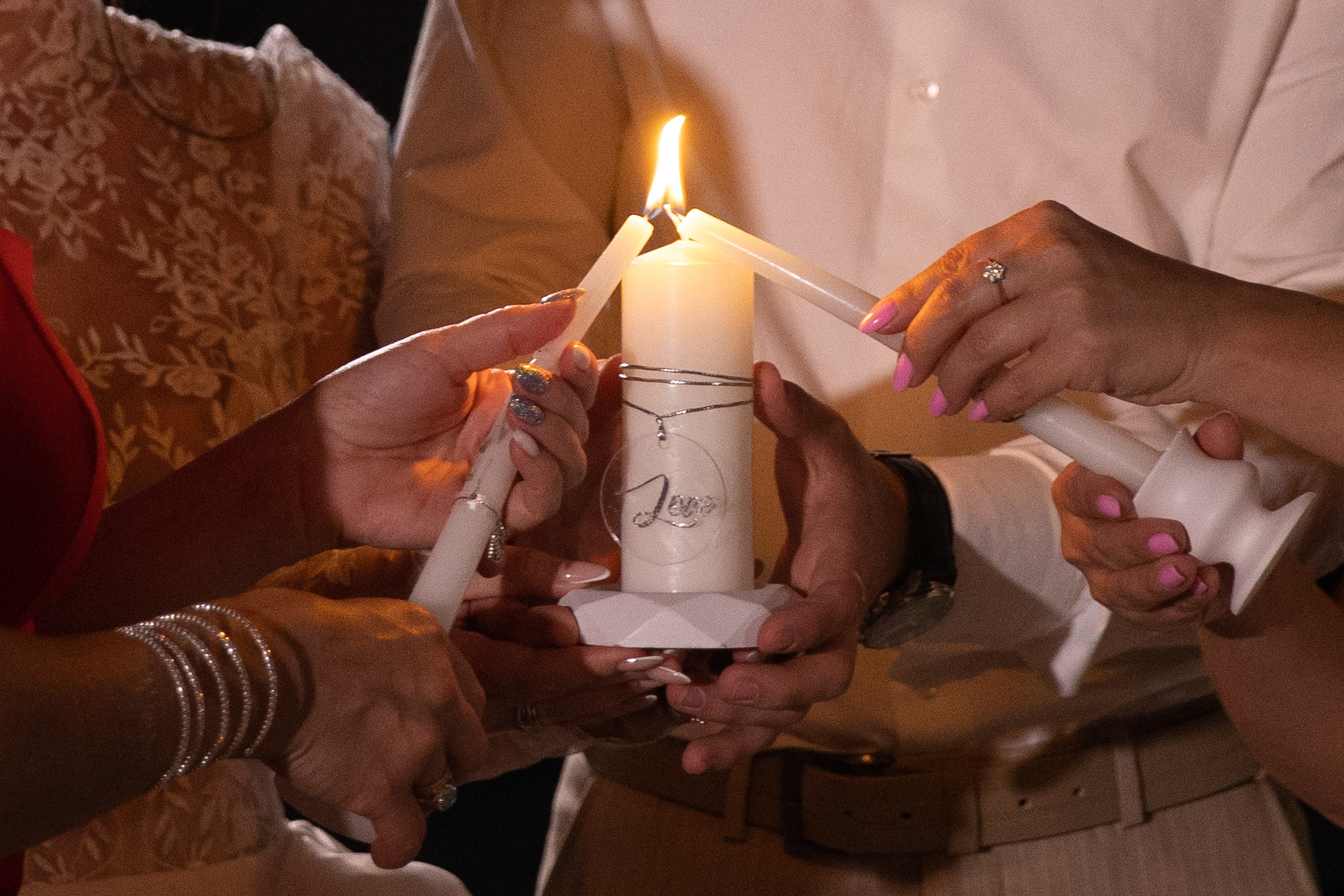 Банкет (Ксения & Никита). Свадебные фотографы в г. Сургут Маркова Наталья и Замахина Елена