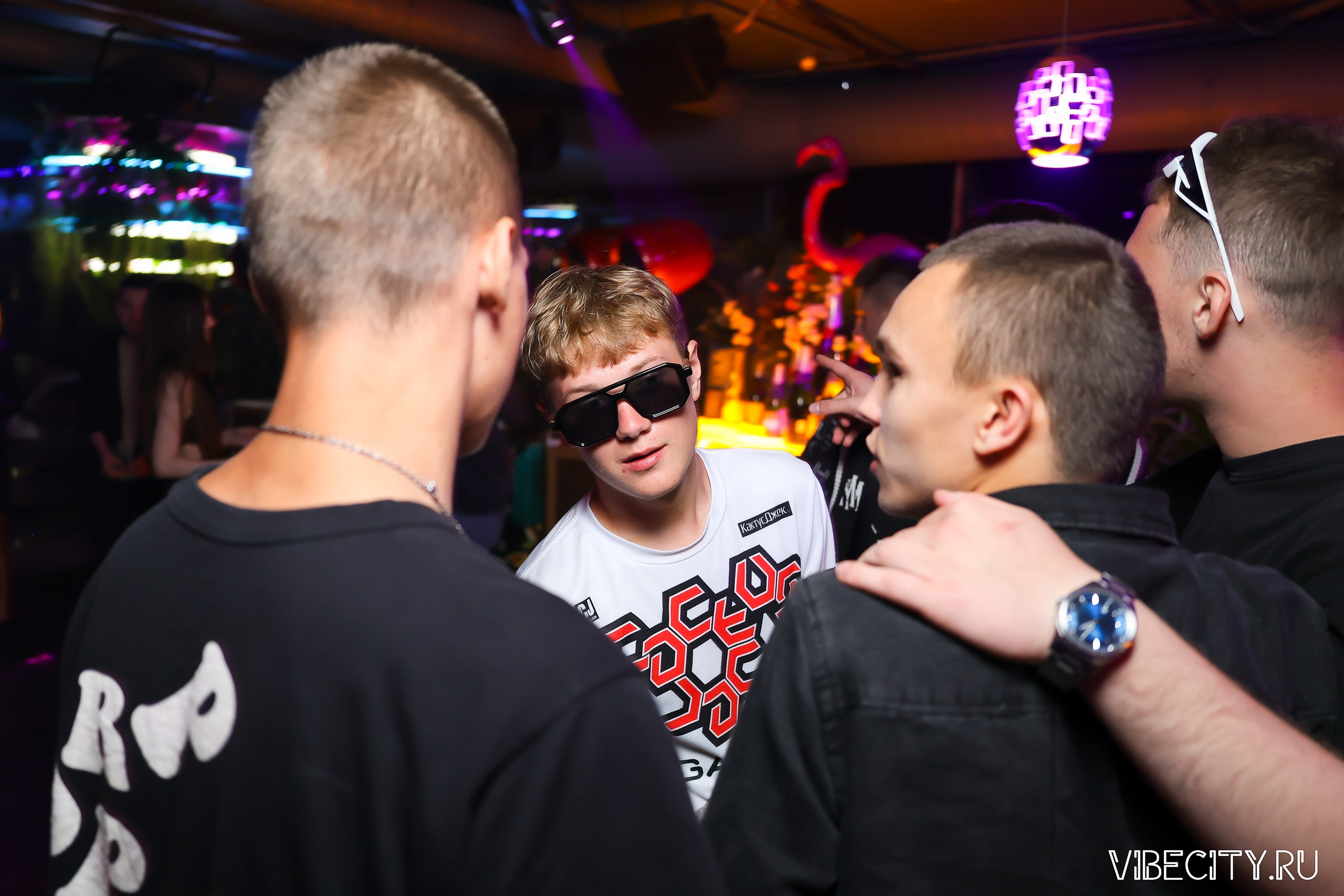 DOUBLE U. VIBECITY.RU Вайб Сити Ру Фоторепортажи Фотоотчеты Калининград