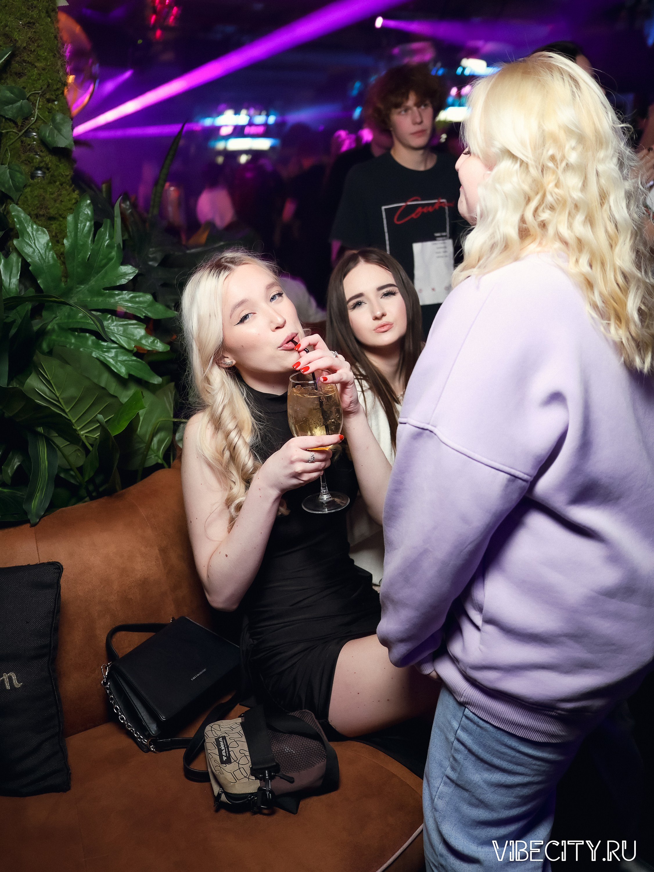 DOUBLE U. VIBECITY.RU Вайб Сити Ру Фоторепортажи Фотоотчеты Калининград