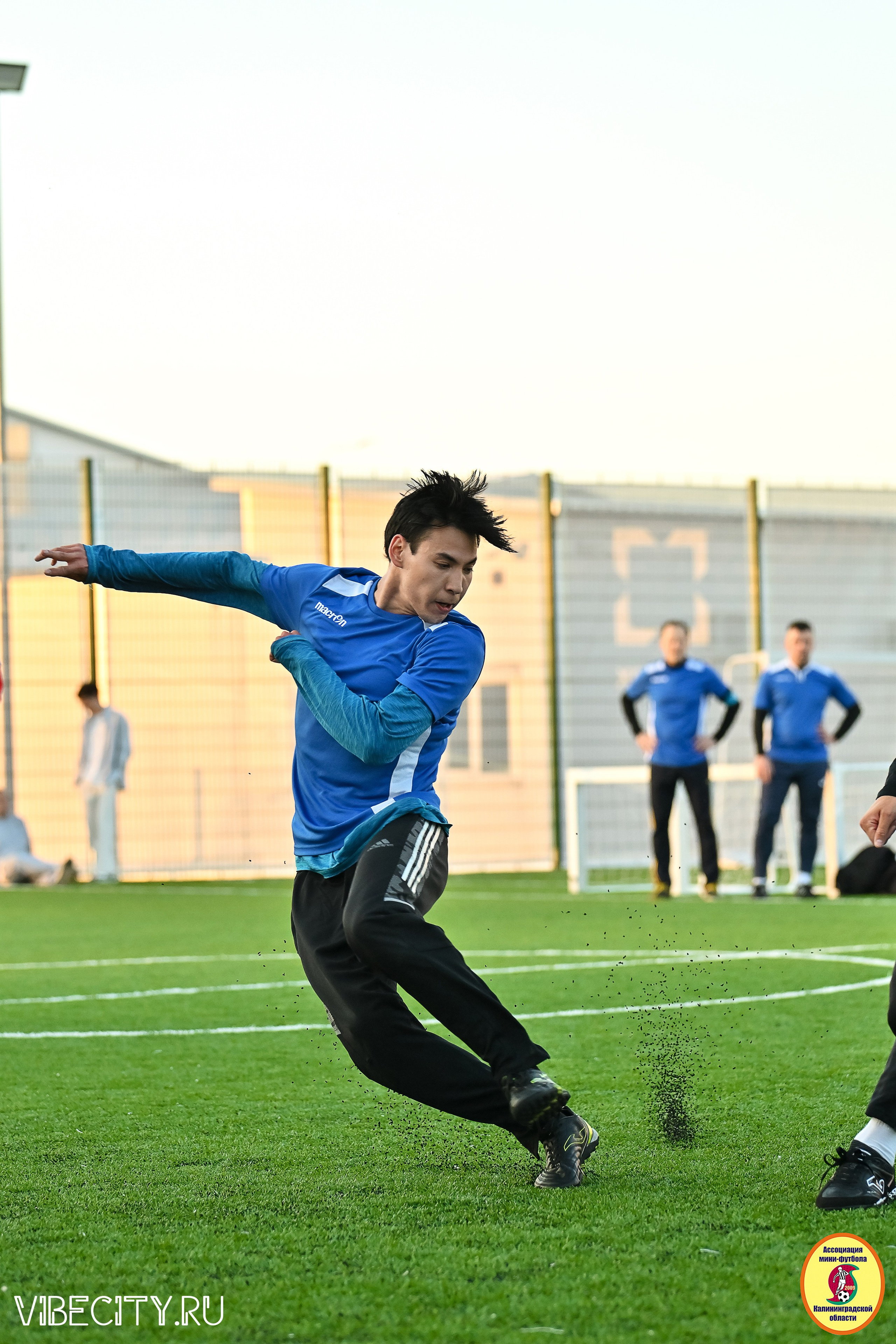 ИГРЫ МИНИ-ФУТБОЛЬНОЙ И КОРПОРАТИВНОЙ ЛИГИ. VIBECITY.RU Вайб Сити Ру Фоторепортажи Фотоотчеты Калининград