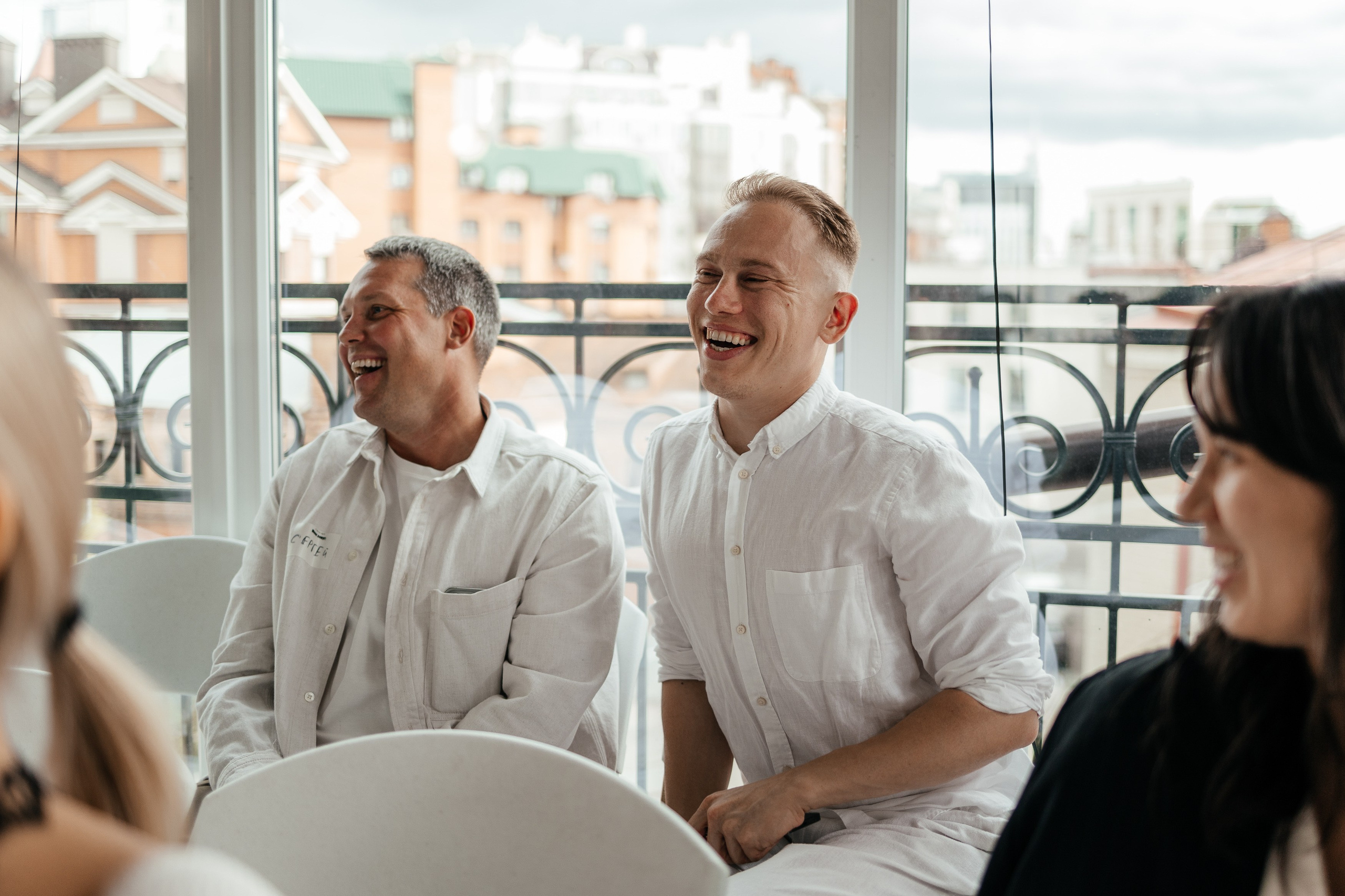 СЭНСЭЙ — бизнес клуб. Портретный и репортажный фотограф в Казани Максим Сипачев