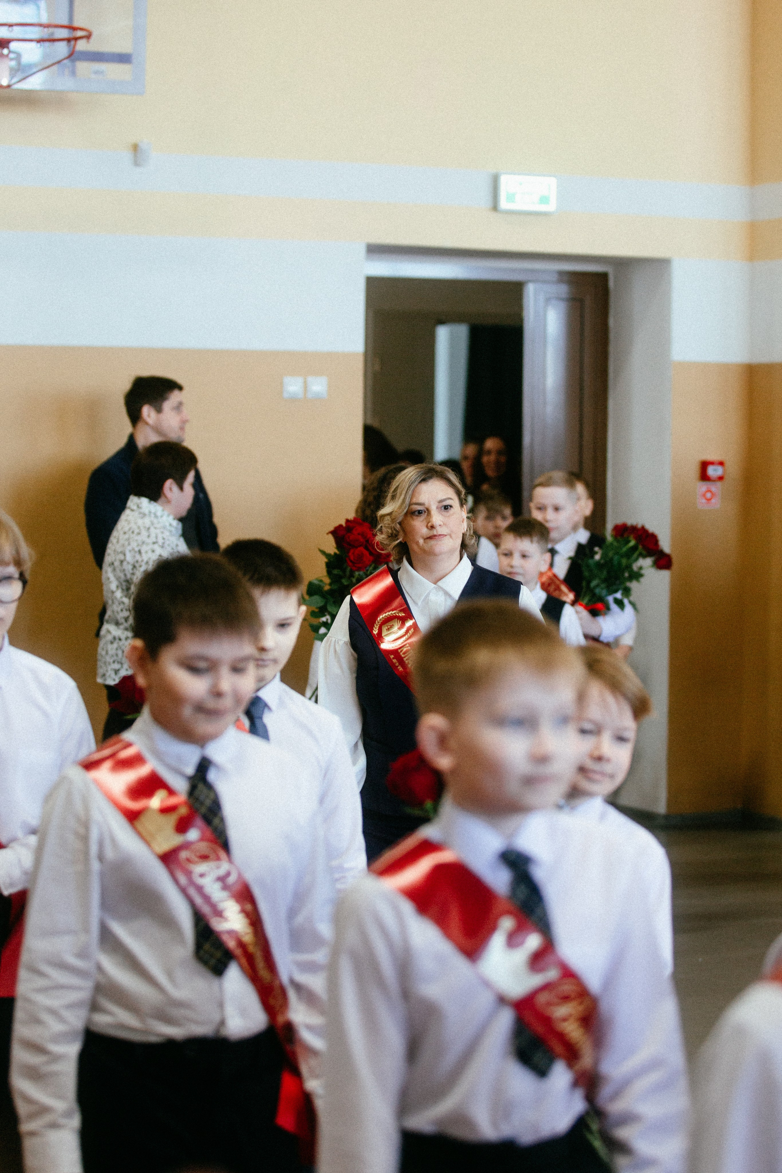 Выпускной в начальной школе. Арт-фотограф Крис Л. в Тобольске: портрет, семейные, свадьбы