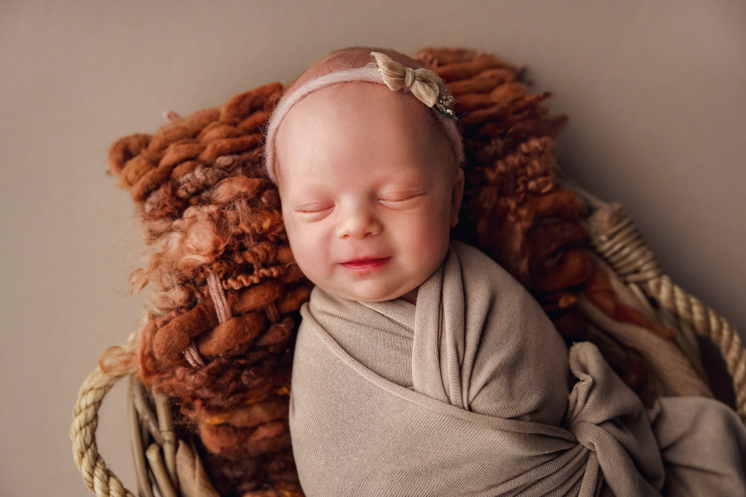 Новорожденные. Семейный фотограф и фотограф новорожденных в Санкт-Петербурге Алевтина