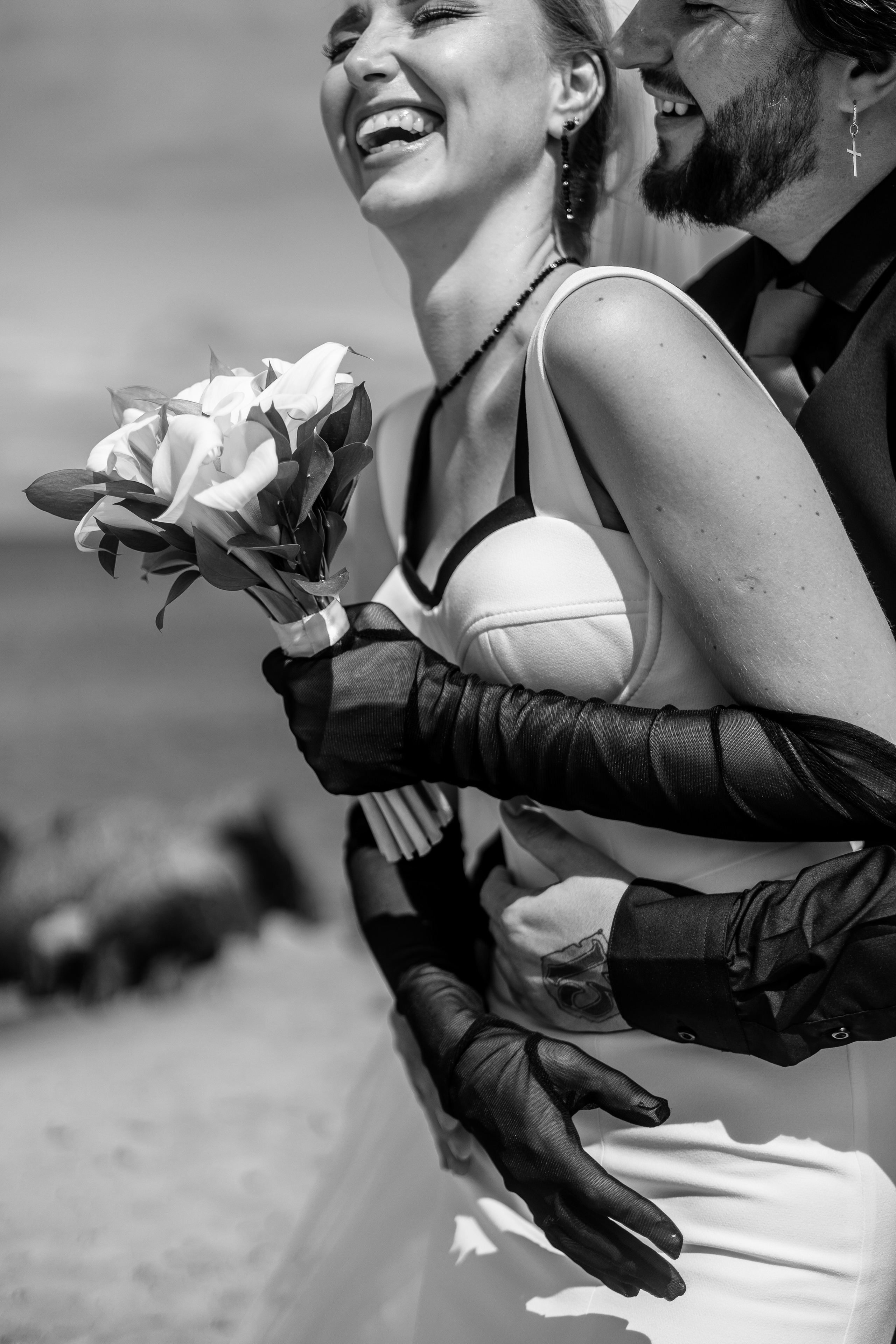 Евгений Саранцев, президент мотоклуба «Garage 13 MCC» и прекрасная Ирина. Фотограф Елена Медок Калининград