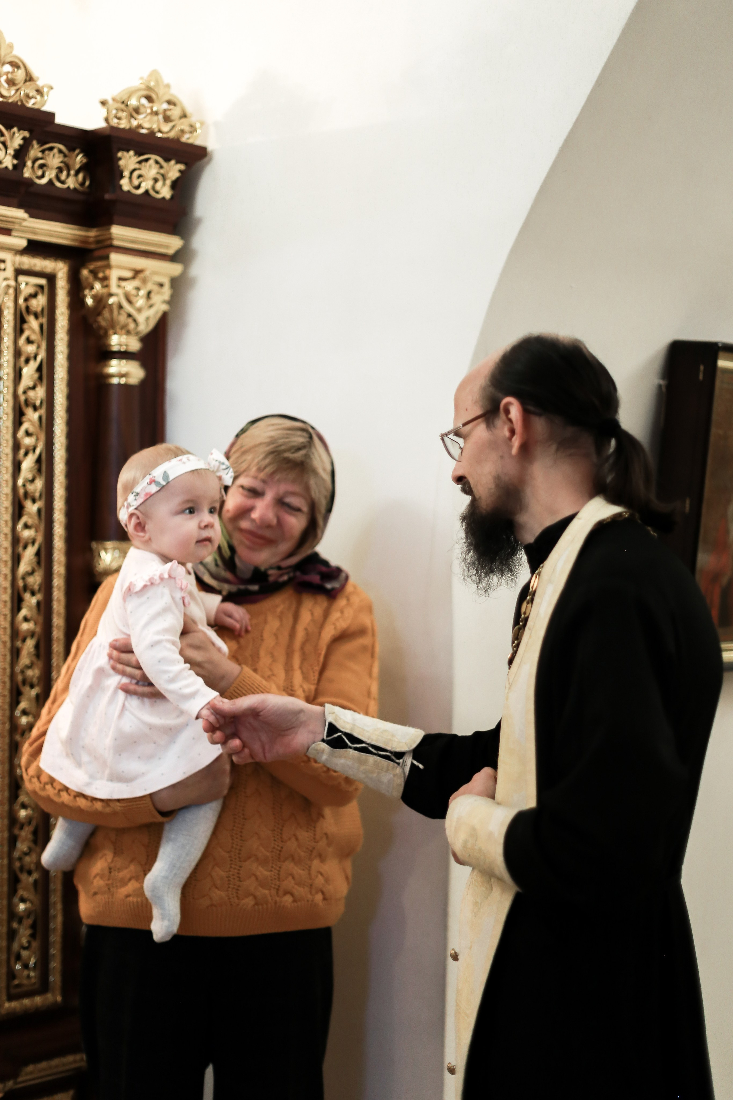 Крещение Машеньки. Храм Живоначальной Троицы в Останкино. Антонина Морозова, профессиональный семейный фотограф видеограф