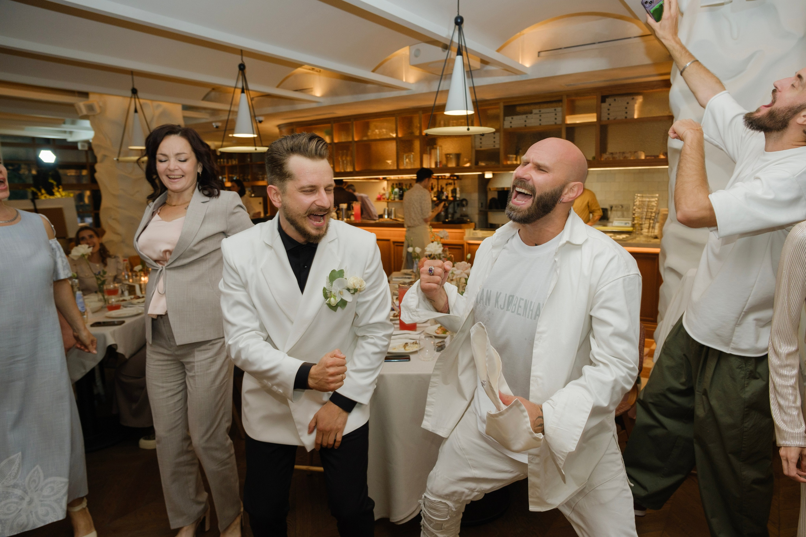 Alexander Alina. Wedding photographer