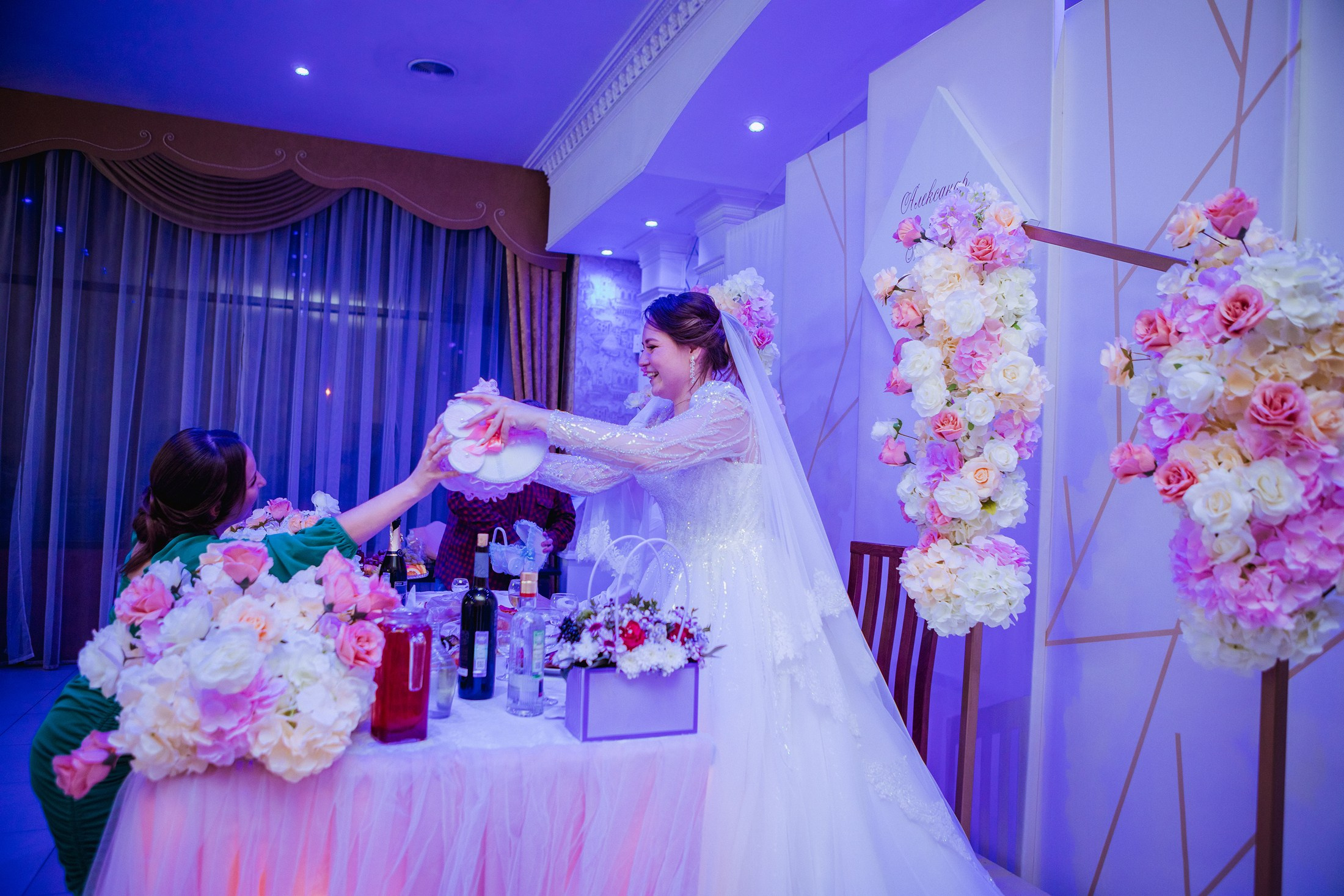 Александр и Мария. Фотографы в городе Волгограде — Людмила Агеева и Алексей Околелов