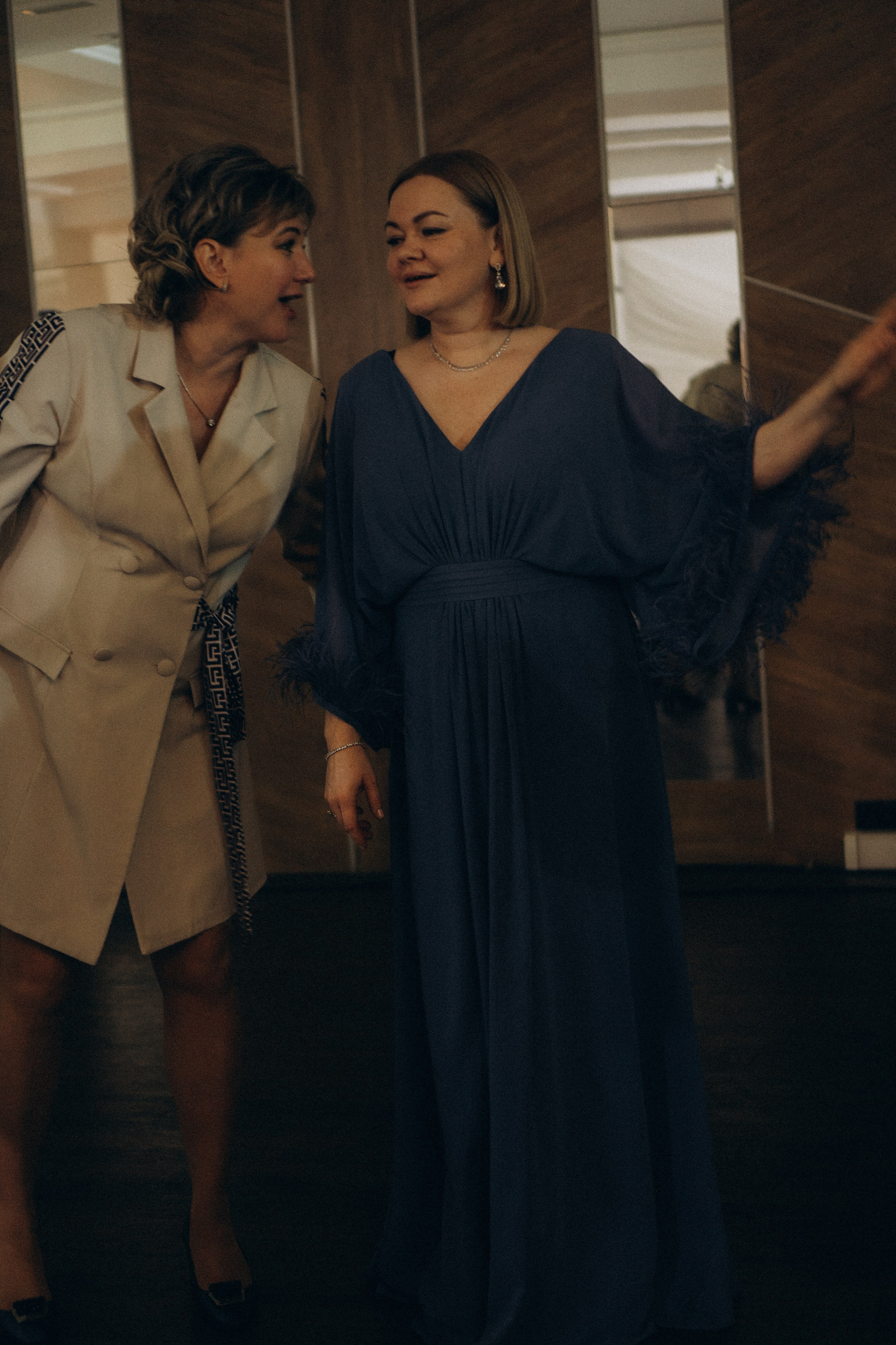 СВАДЕБНАЯ СЬЕМКА СБОРОВ В ОТЕЛЕ И ВЫЕЗД НА ЦЕРЕМОНИЮ (СНЯТО В СИБИРЕ В НИЖНЕВАРТОВСКЕ). Профессиональный фотограф, Санкт-Петербург — Виктория Богомолова