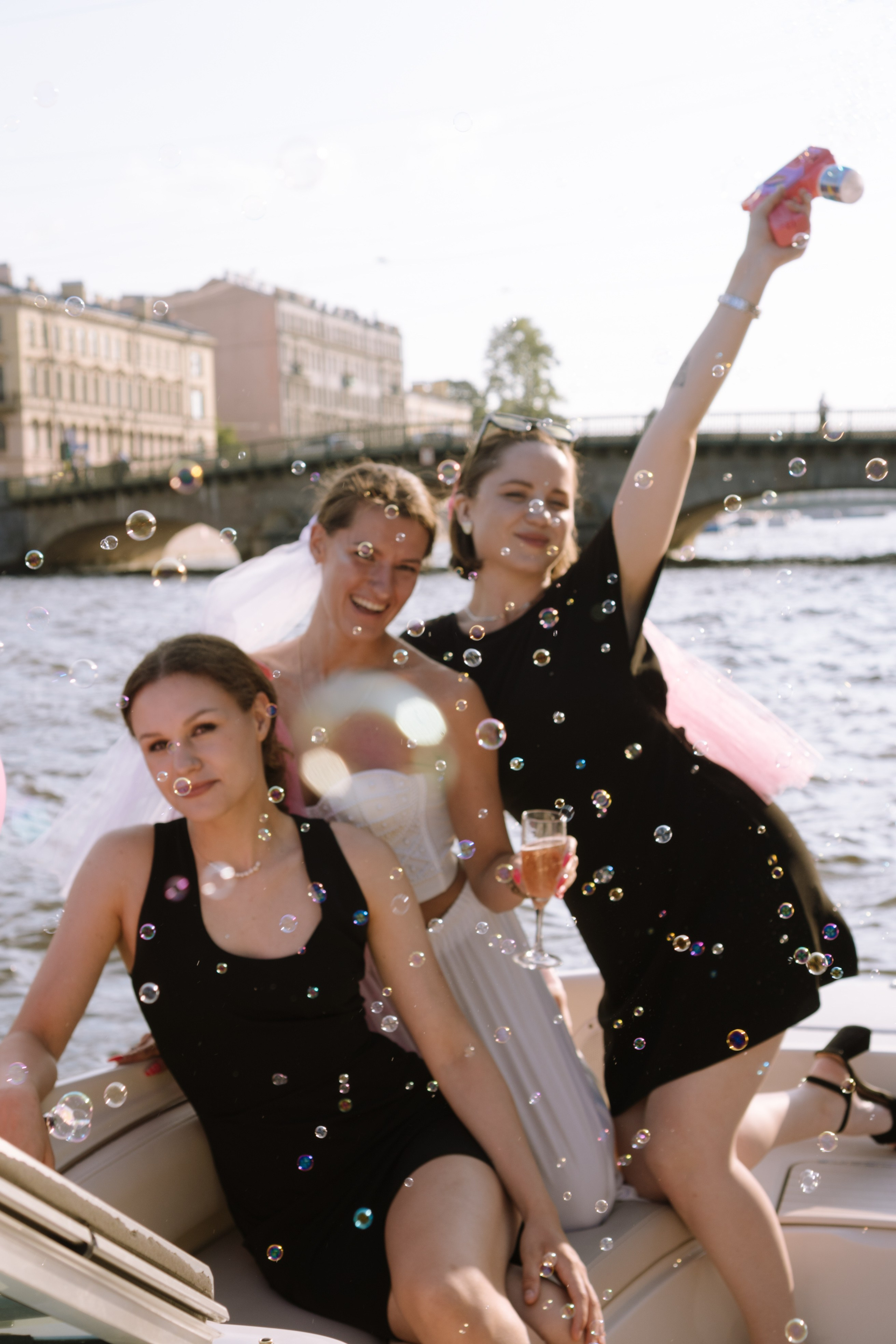 ДЕВИЧНИК НА КАТЕРЕ. Профессиональный фотограф, Санкт-Петербург — Виктория Богомолова