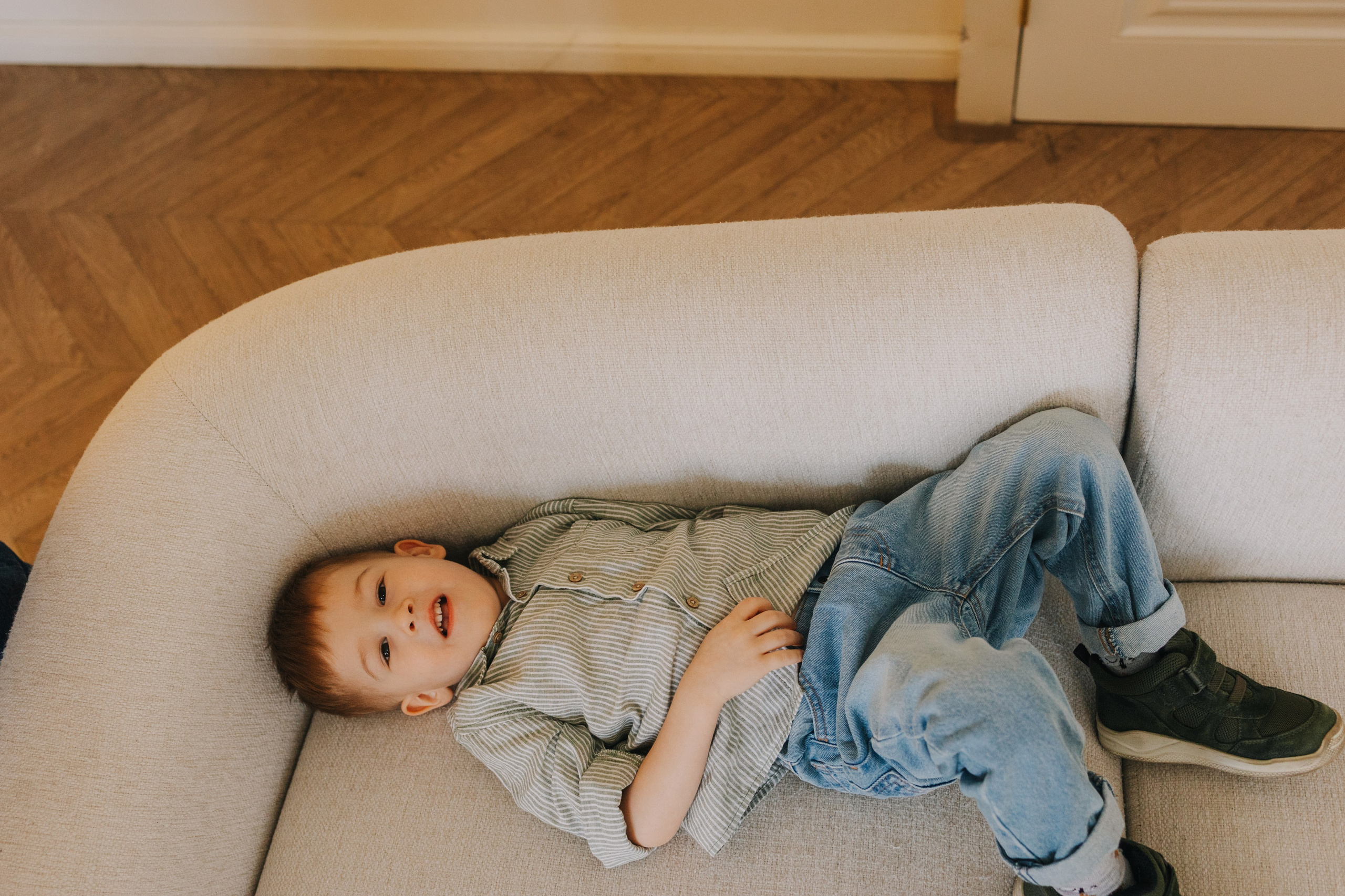 Большая семья. Домашняя фотосессия