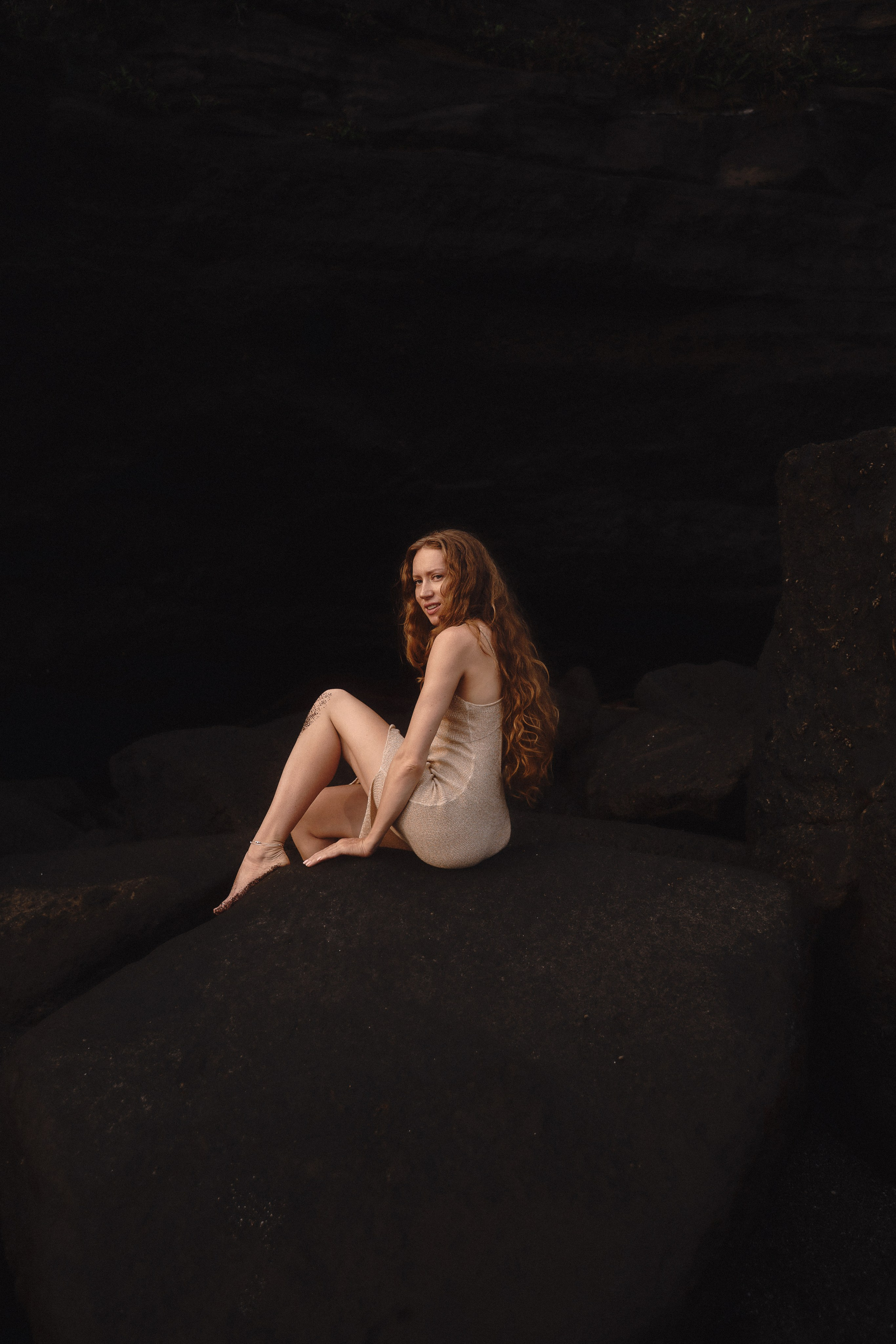 Таня с зеркалом. Женский фотограф Марина Хоняк